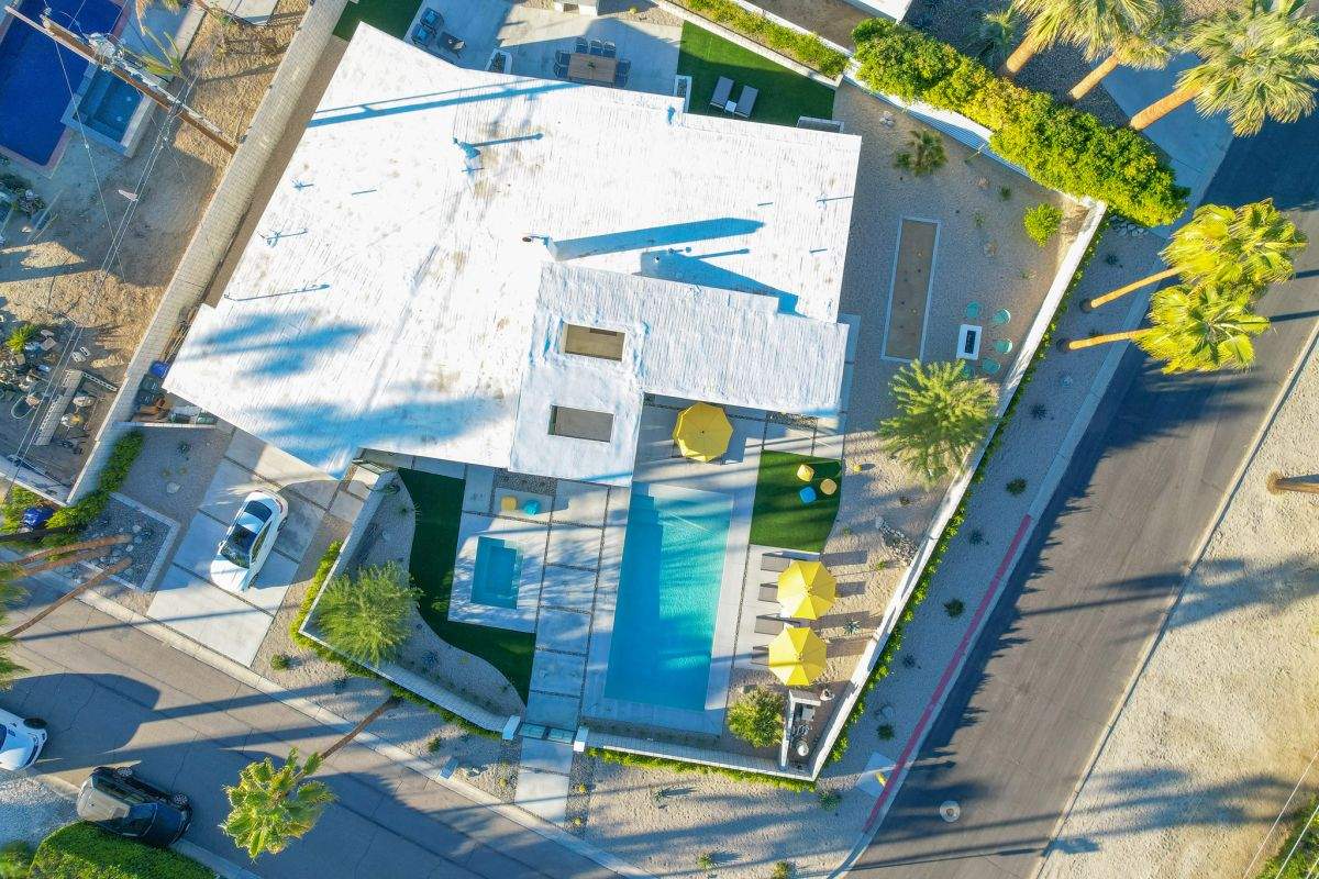 Palm Springs Midcentury Modern Home by One Stop Source