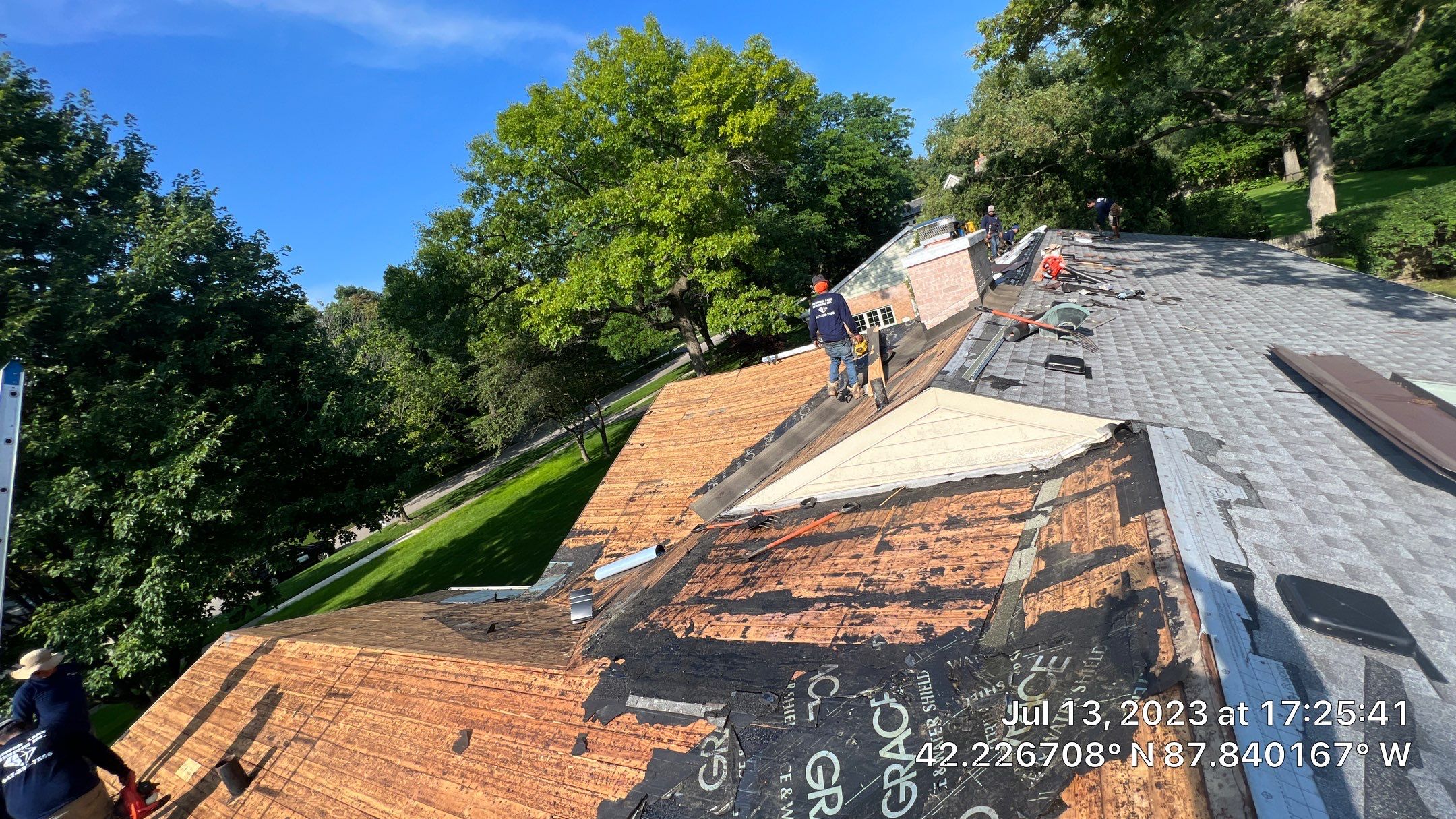 Roof Replacement in Lake Forest by Diamond Lake Exteriors