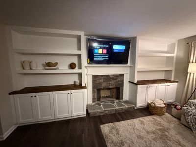 Custom Living Room Built-In Cabinetry and Fireplace Upgrade in Dallas