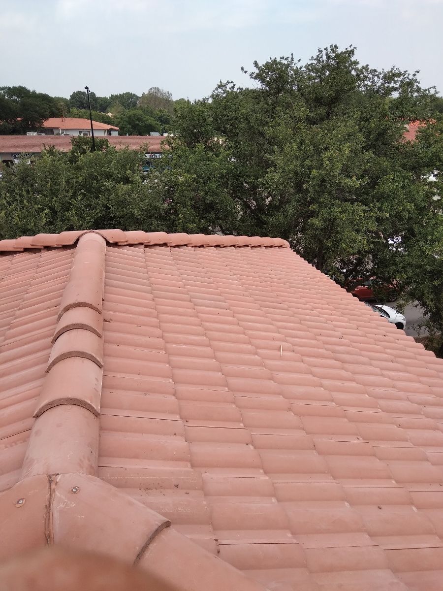 Commercial Roofing Installation using GAF Everguard TPO for Veterinary Emergency Group by Roof Experts