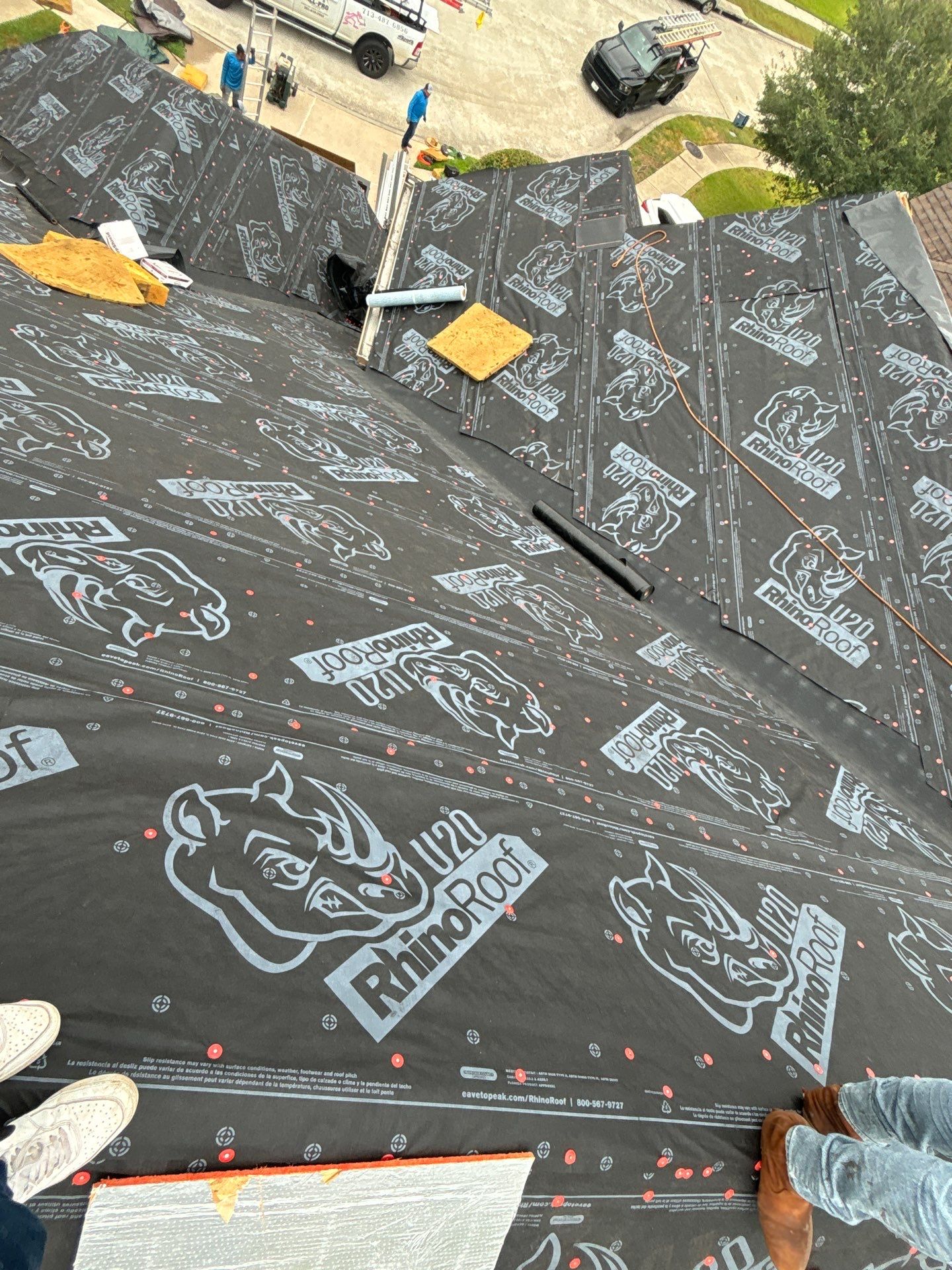 Residential Roofing Installation using Owen's Corning Duration (Lifetime) Shingles by Roof Repair Company