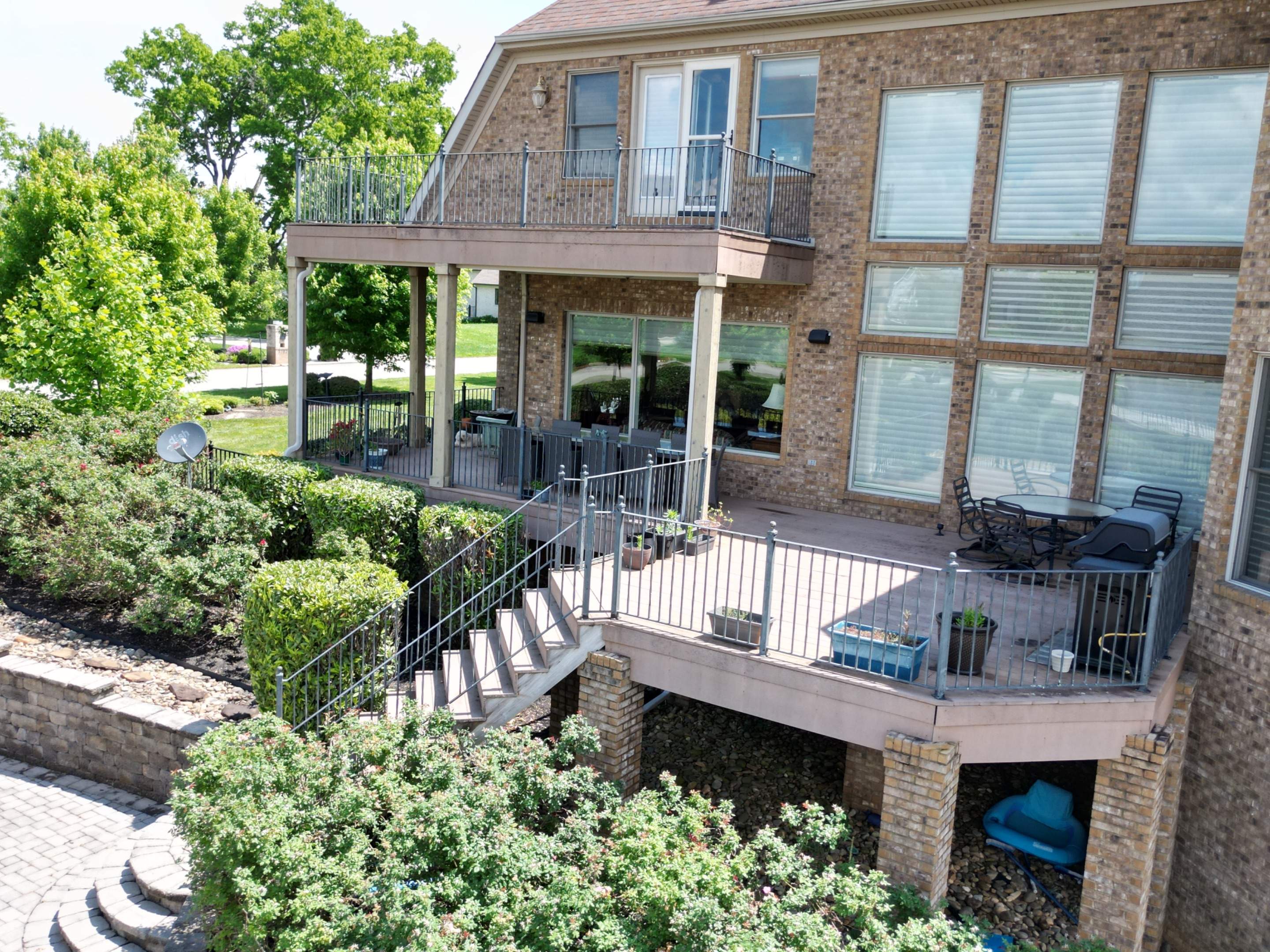 Riverview Decks featured photo.
