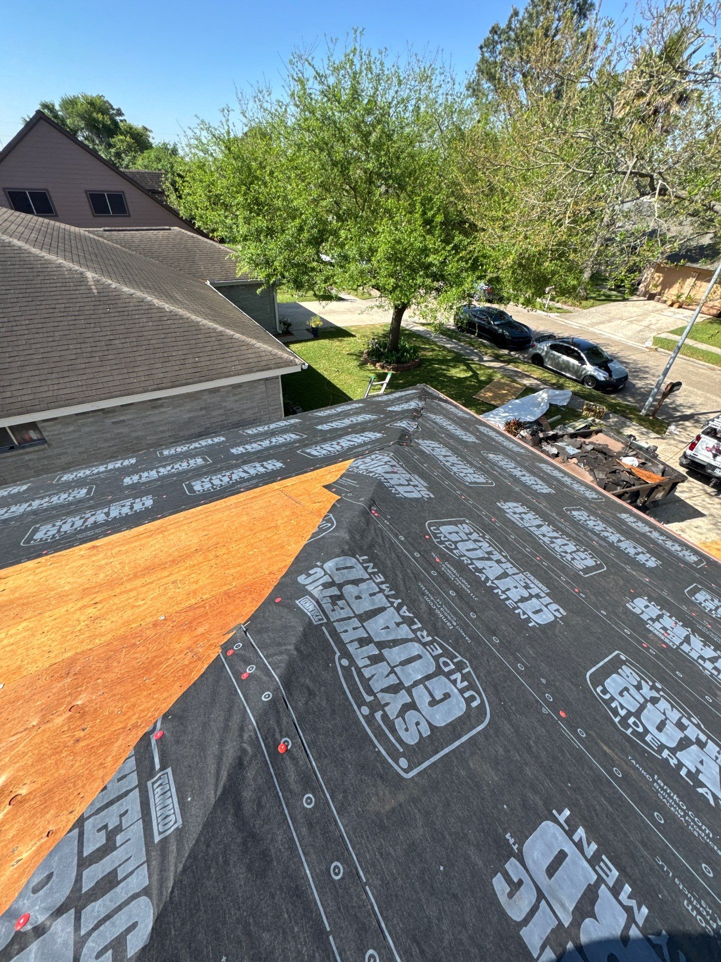 Roof Replacement Houston by Roof Repair Company