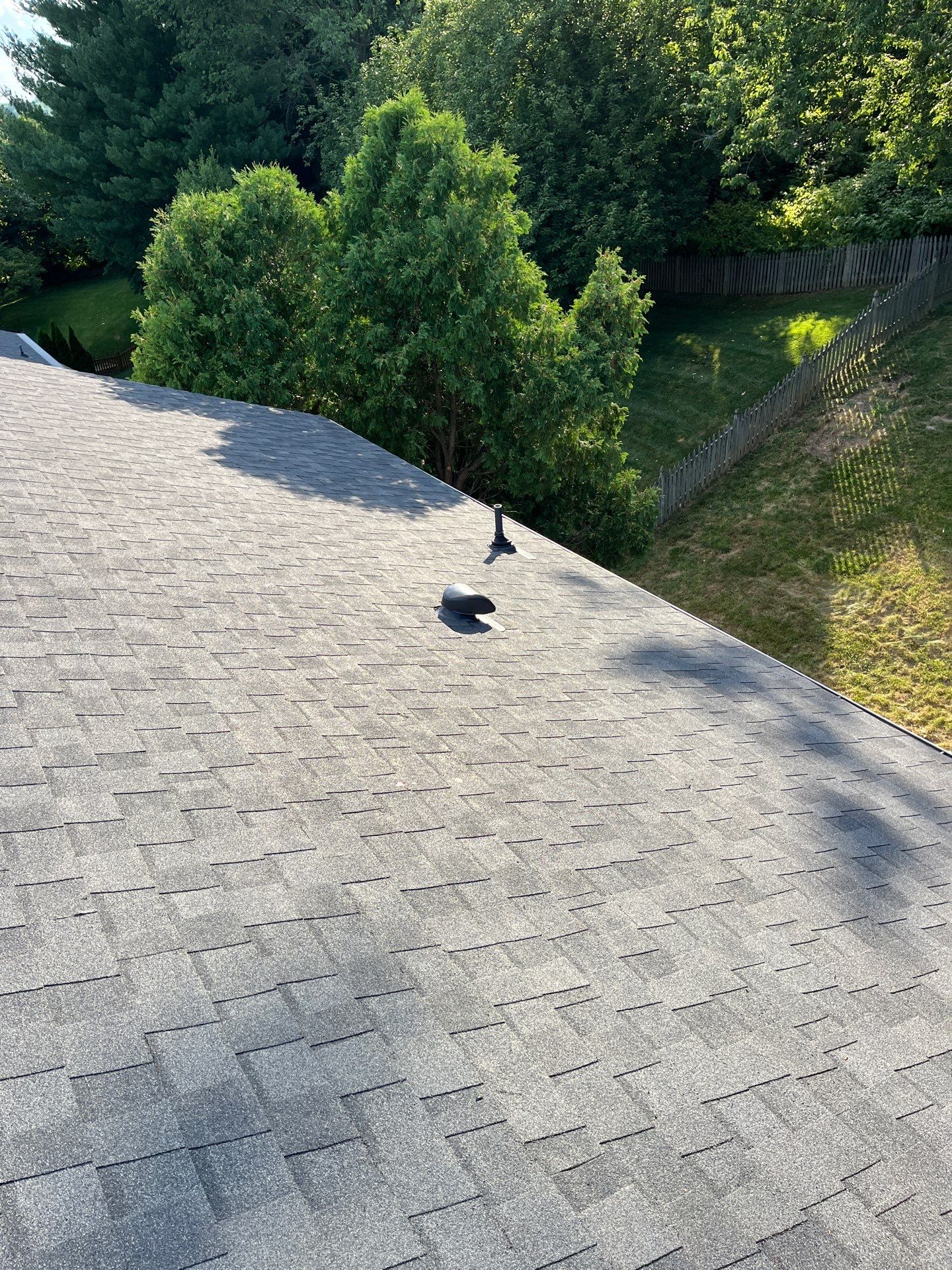 Falls Church: CertainTeed Landmark Pro Designer Shingles in Max Def Pewterwood by RM Banning, Inc.