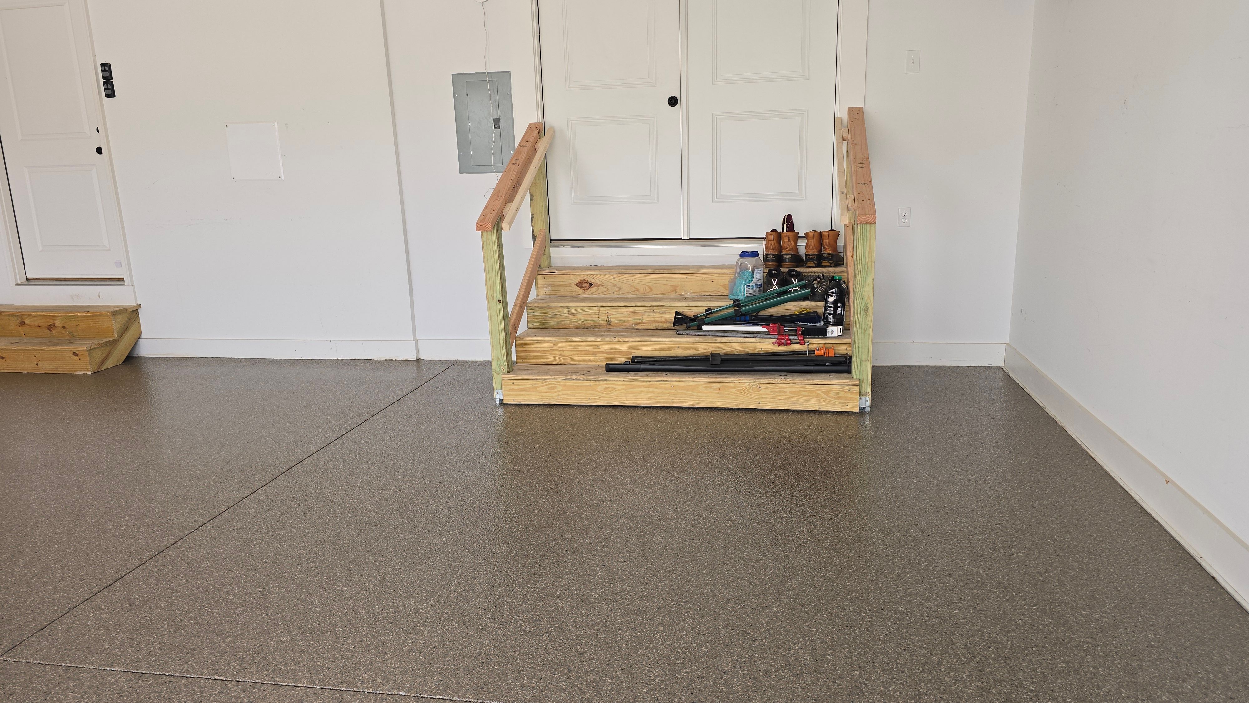 Garage using Obsidian by Elite Floor Solutions