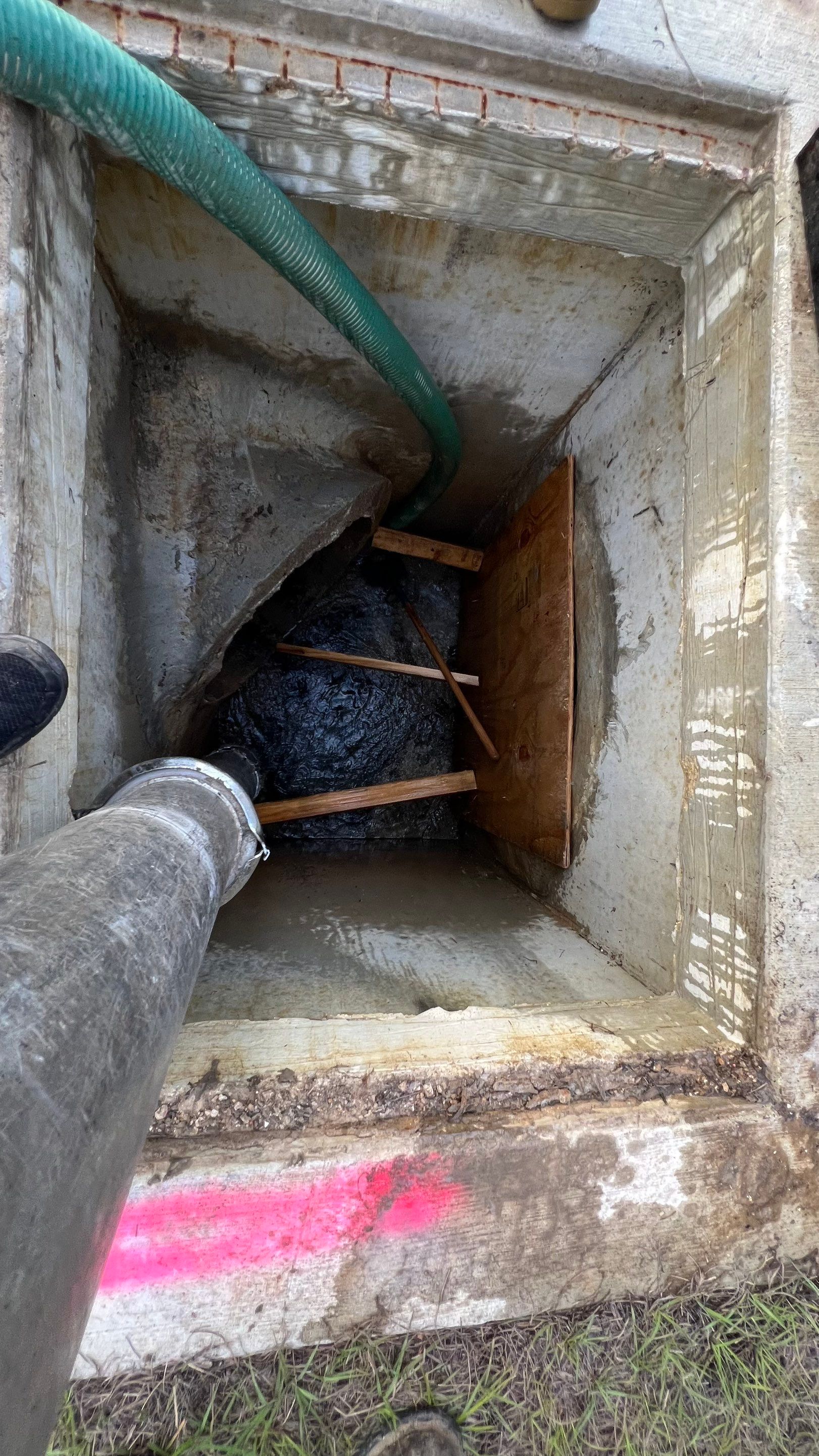 New Community Stormwater System Catch Basin Cleaning by APS Power & Water