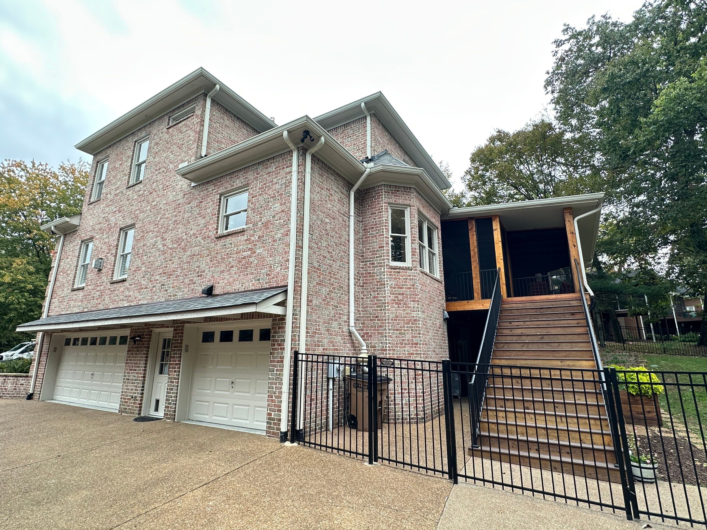 Exterior Painting in Brentwood by Music City Improvements