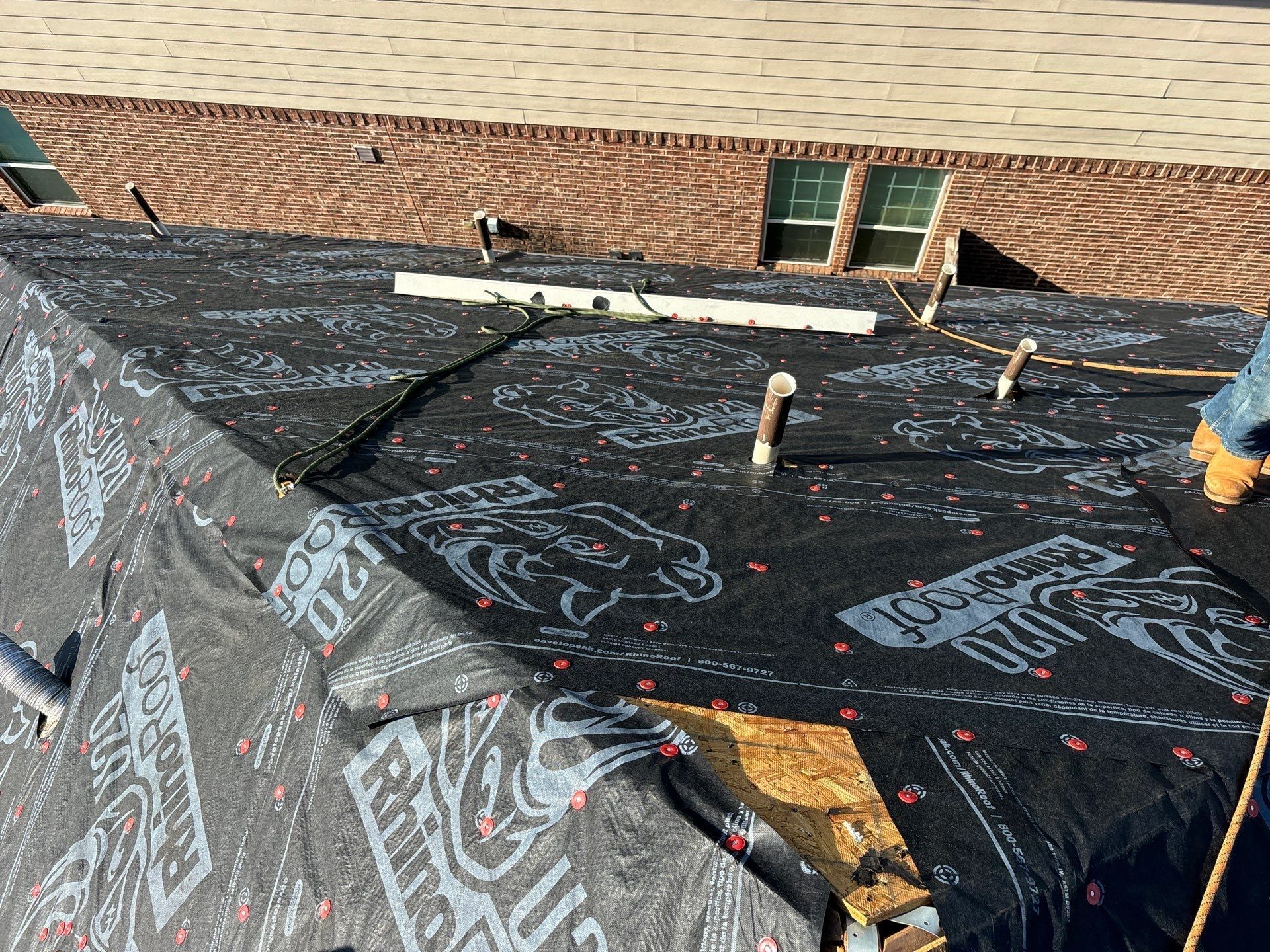 Residential Roofing Installation using Owen's Corning Duration (Lifetime) Shingles by Roof Repair Company