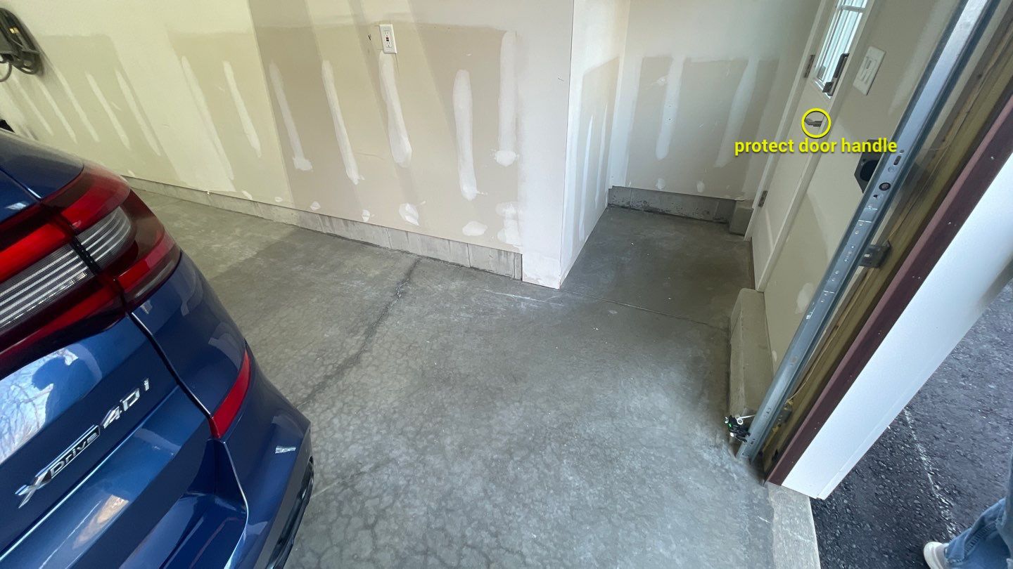 Garage in Londonderry, NH 03053 by Symphony Concrete Coatings