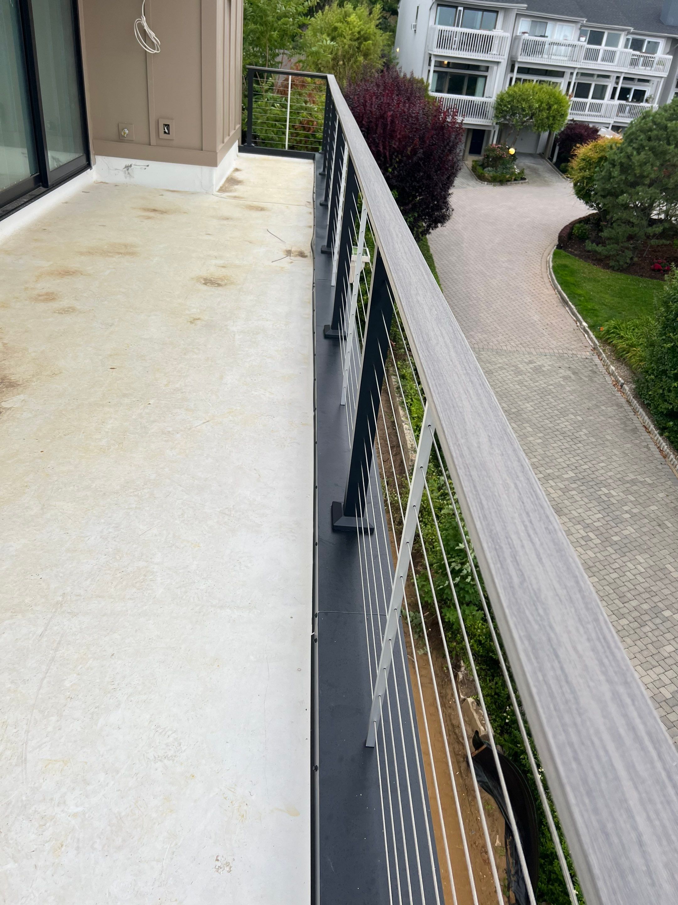 Railing install In the Highlands  by deck guardian
