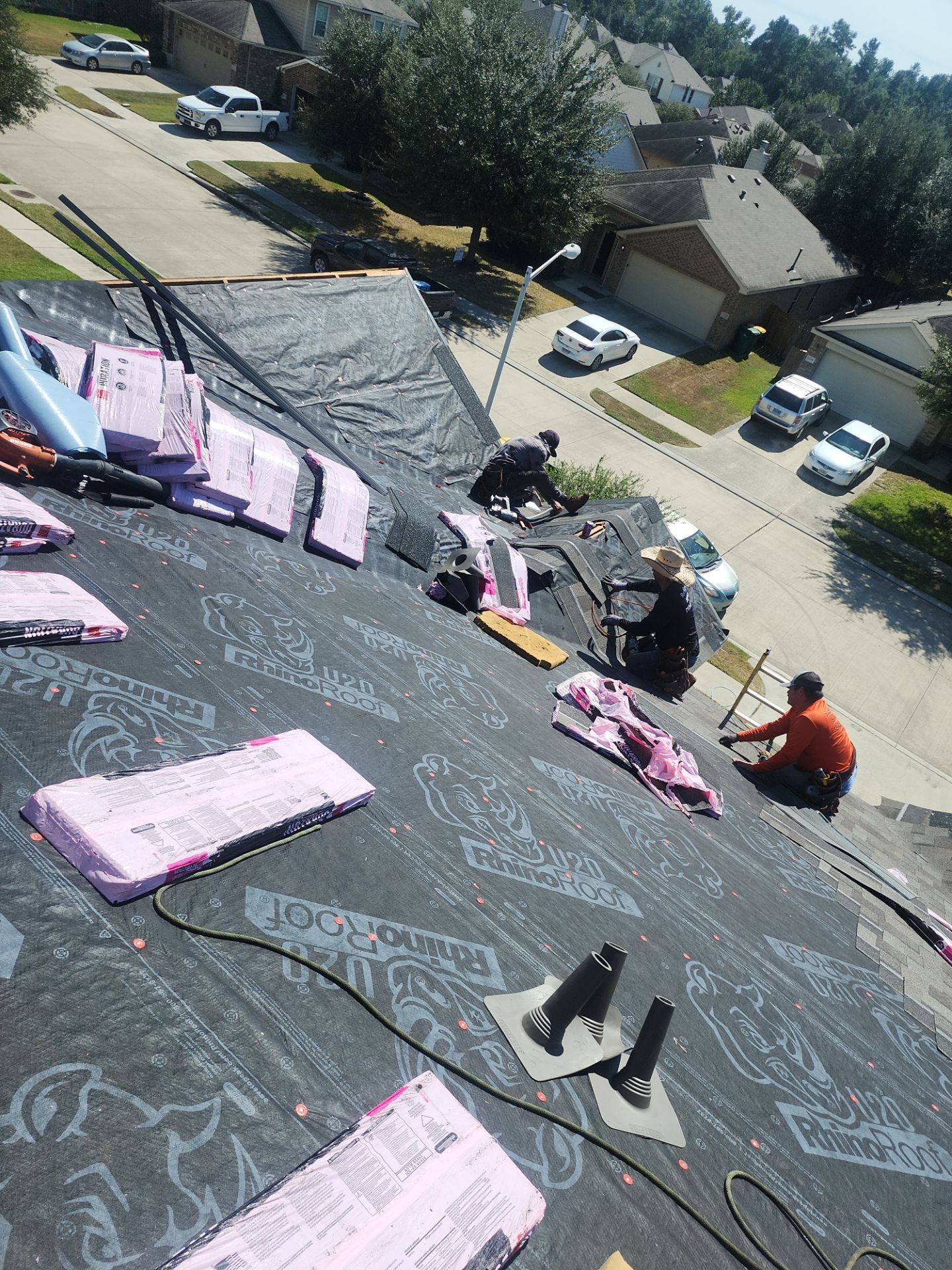 Residential Roofing Installation using Owen's Corning Duration (Lifetime) Shingles by Roof Repair Company