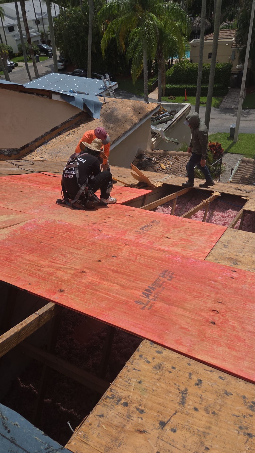 Comprehensive Tile Roof Replacement and Concrete Paver Driveway in Boca Raton by Aastro Roofing