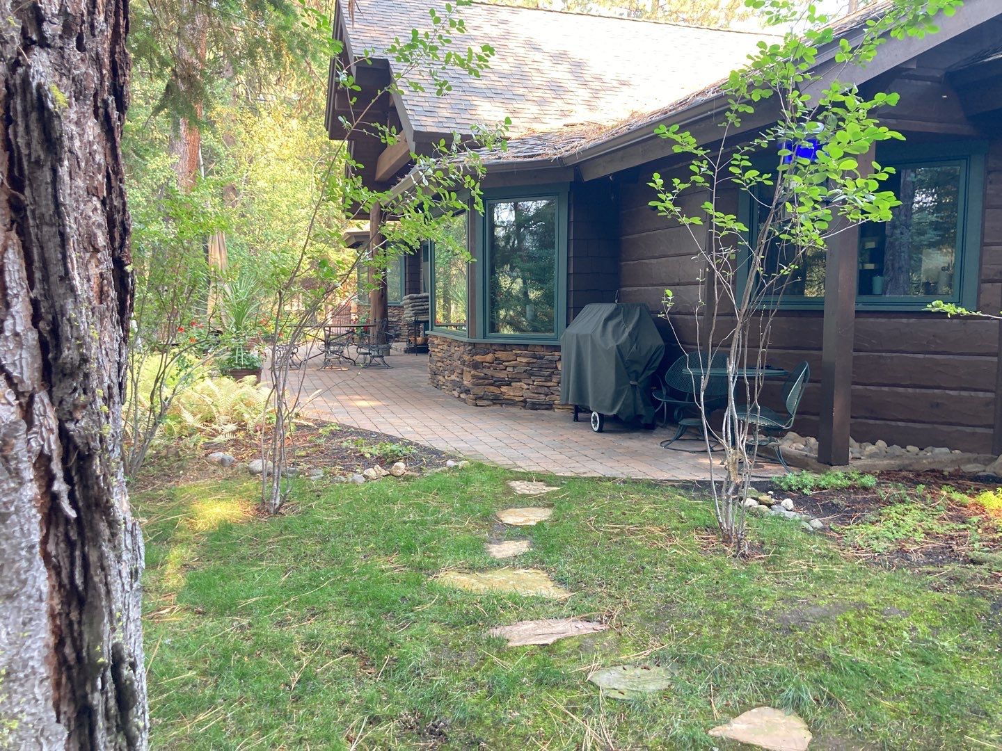 Two story new build gets a CertainTeed Landmark roof in Shenandoah  by ID Roofing LLC