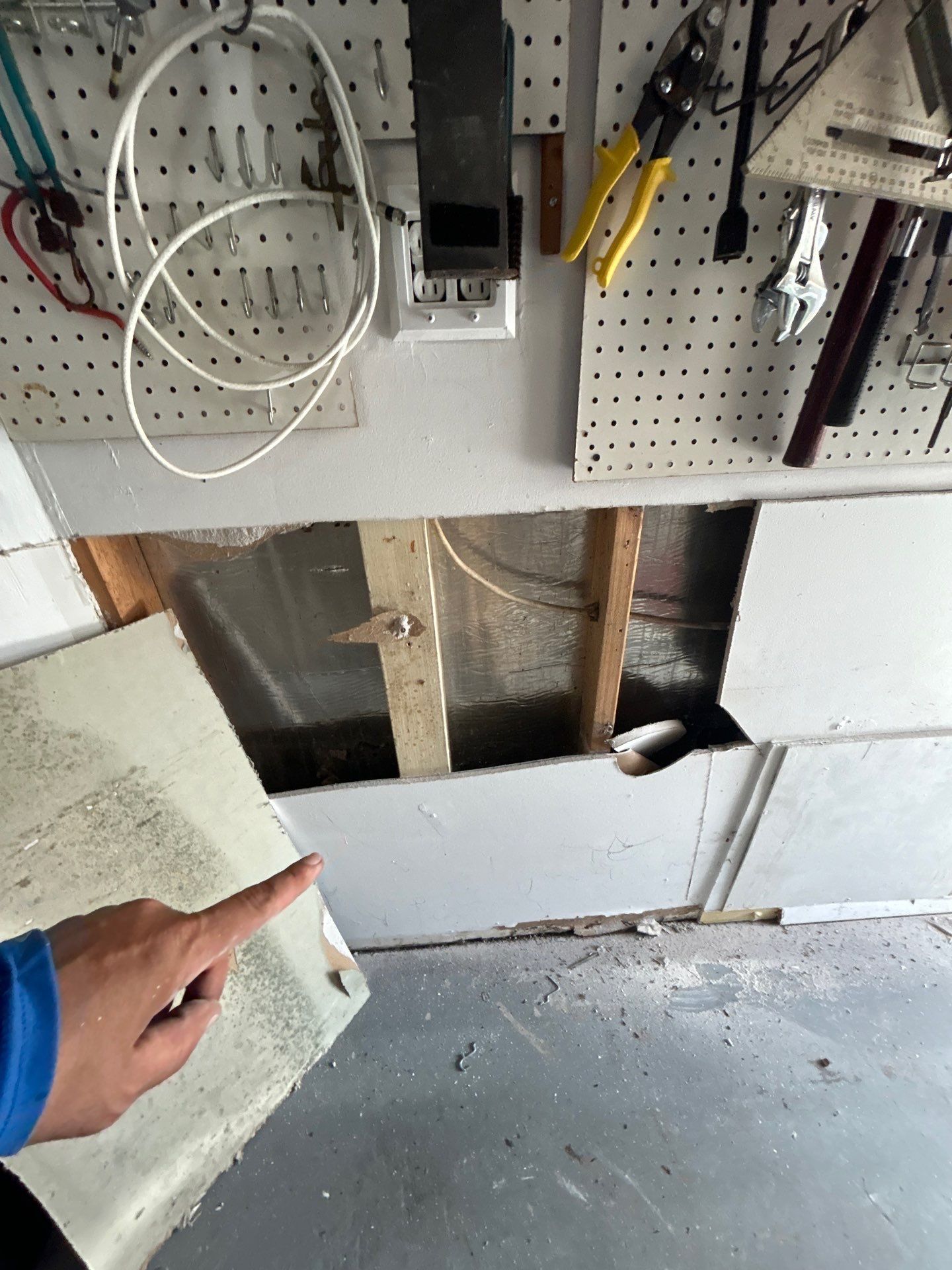 Mold Remediation + Reconstruction Bradenton by Ampm Restoration Services