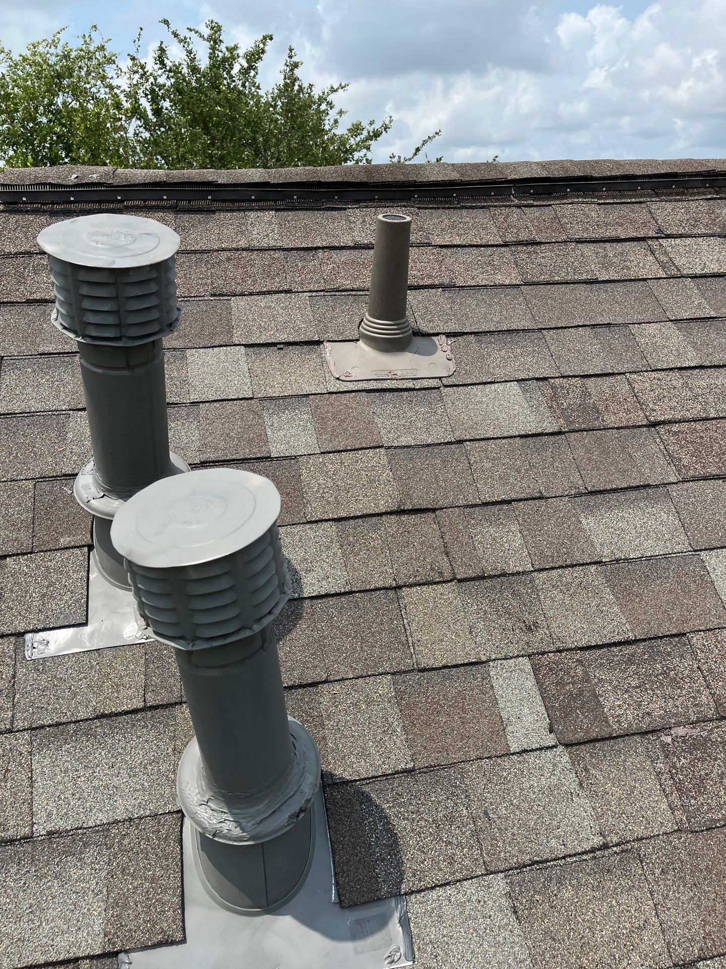 Hail Damage using Owen's Corning Duration (Lifetime) Shingles by Roof Repair Company
