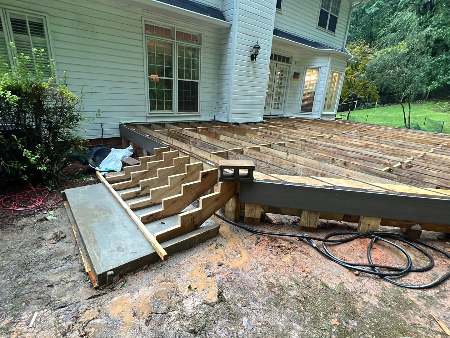 Jameswood Lane - Composite Deck Build by Pillar and Pine