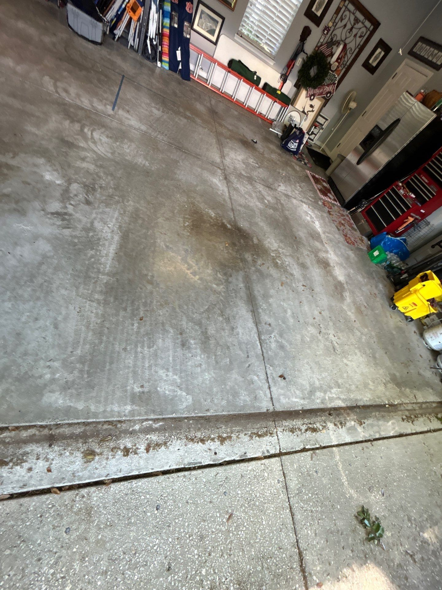 Custom Garage Floor Epoxy Coating in Fish Hawk, Florida by Performance Floors & Coating