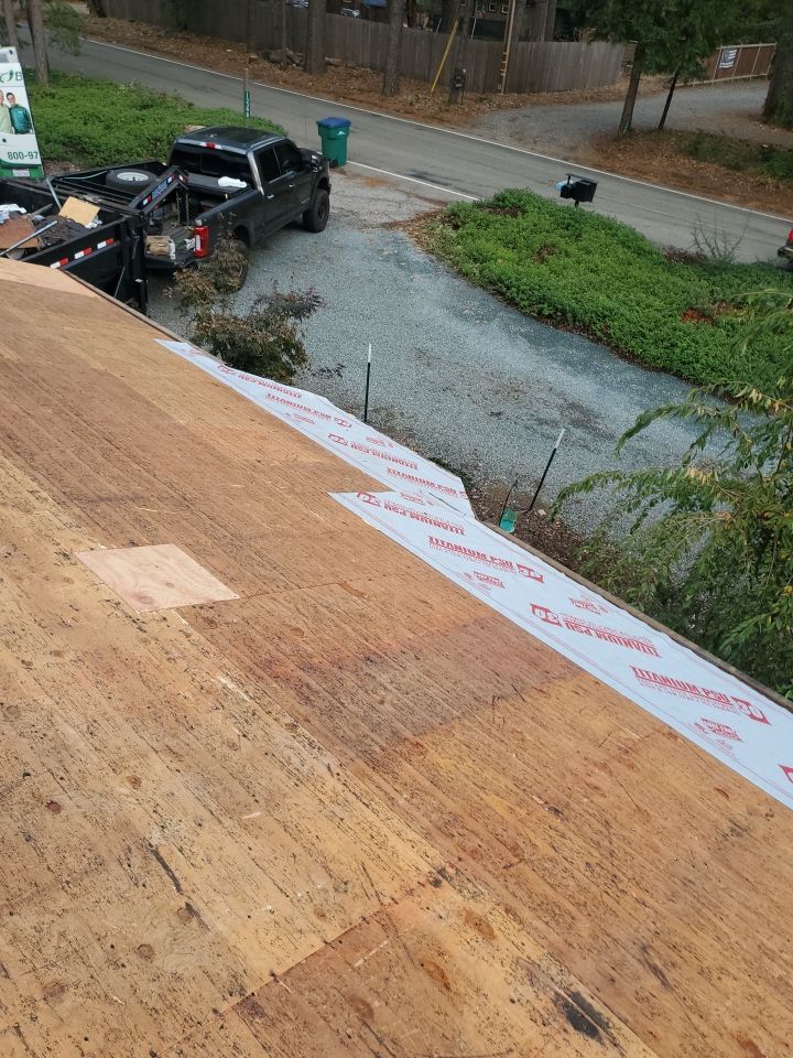 Residential Roofing Installation using Owens Corning Insulation by Byers Enterprises 