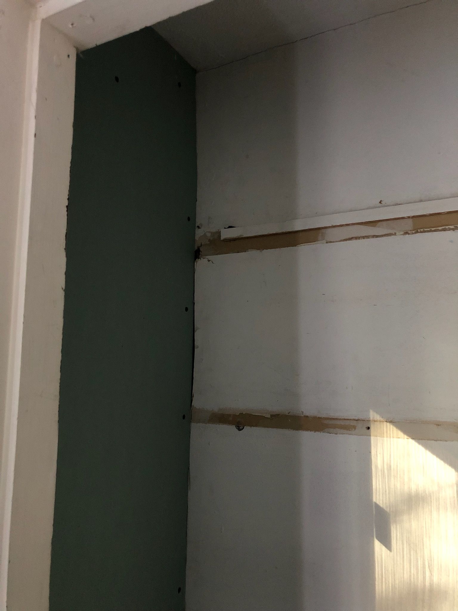 Exterior remodeling in Carlsile, MA by UBrothers Construction