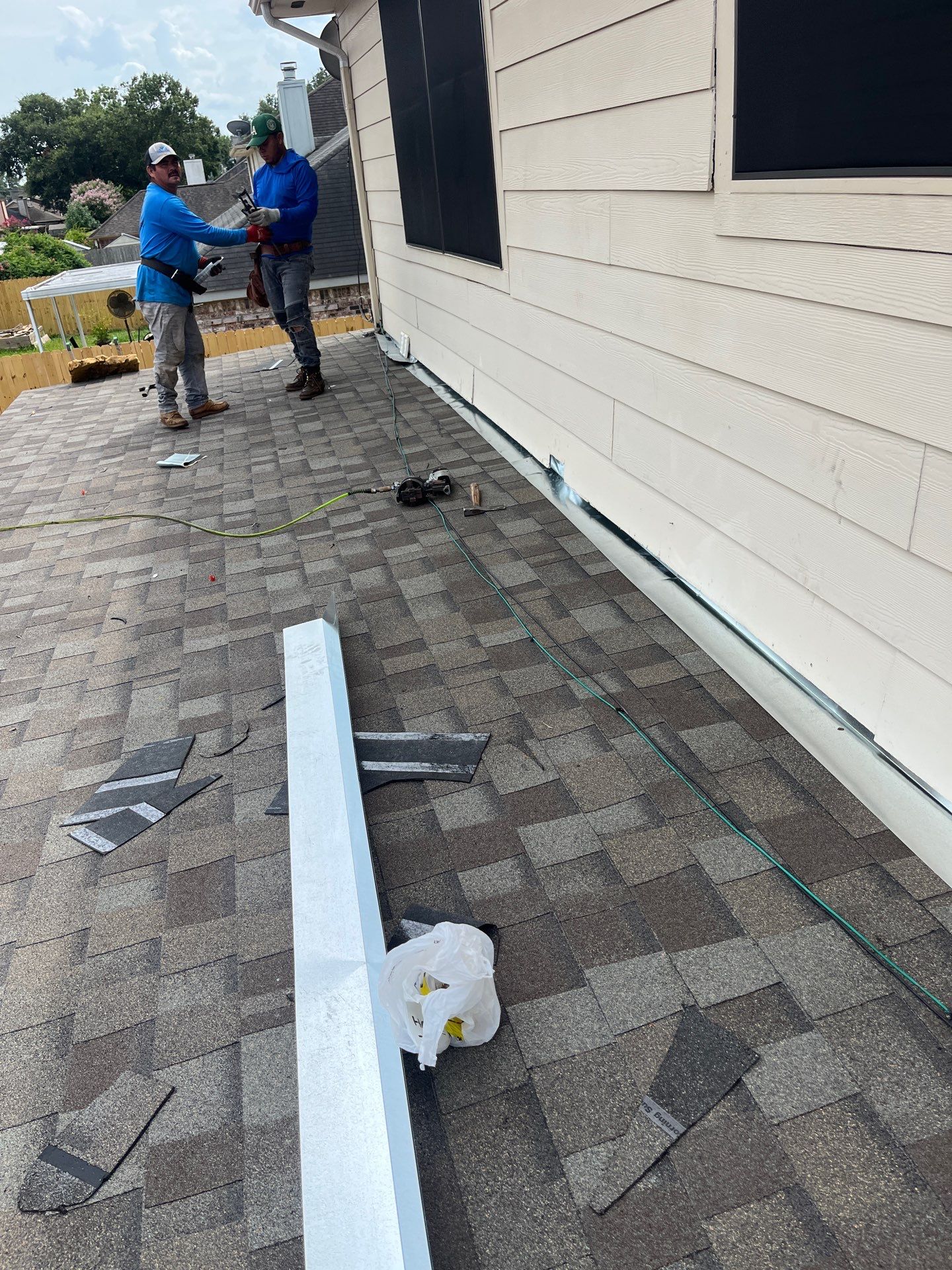 Residential Roofing Installation using Owen's Corning Duration (Lifetime) Shingles by Roof Repair Company