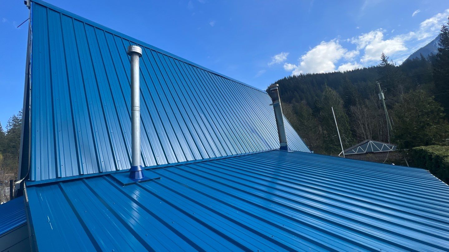 Residential ReRoofing Installation using Duraclad 26ga by Top Notch Roofing Inc