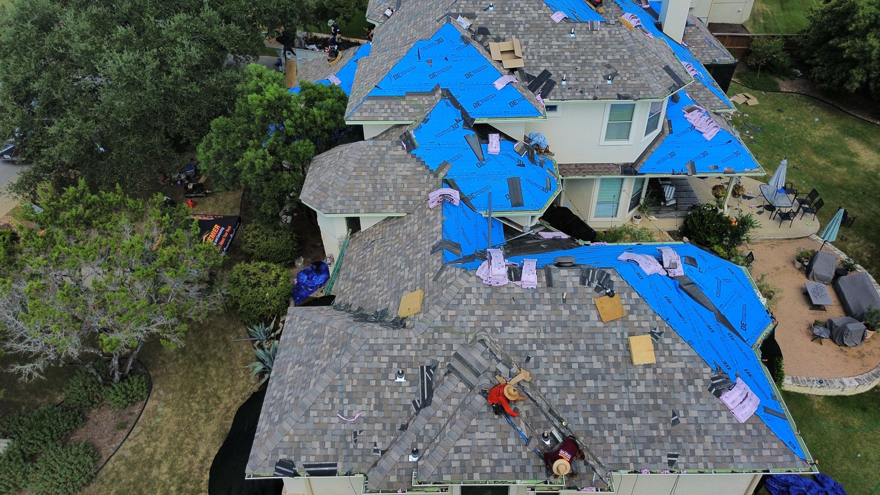 Residential Roof Replacement using 30 Year Laminate Shingles with High Profile Ridge by Premier Roofing and Contracting