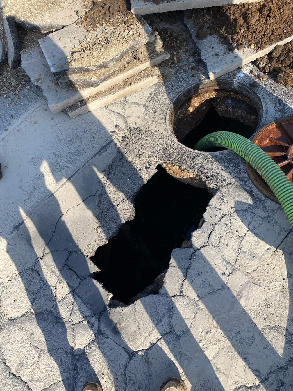 AES Prseby Mound System Installation using IM 1060 Plastic Tank by Allied Water Services