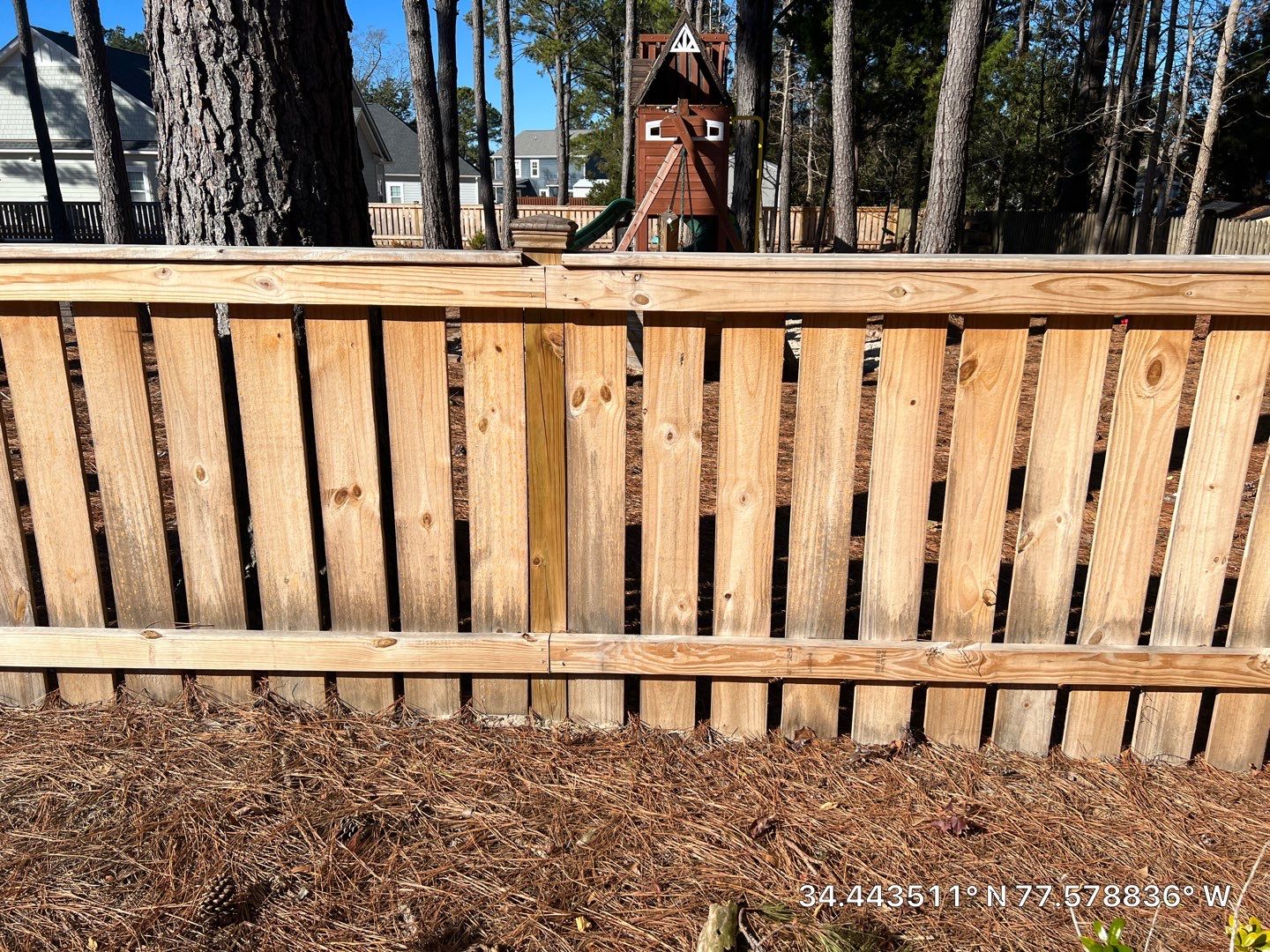 Fence using Wood Sealant by DuraSeal