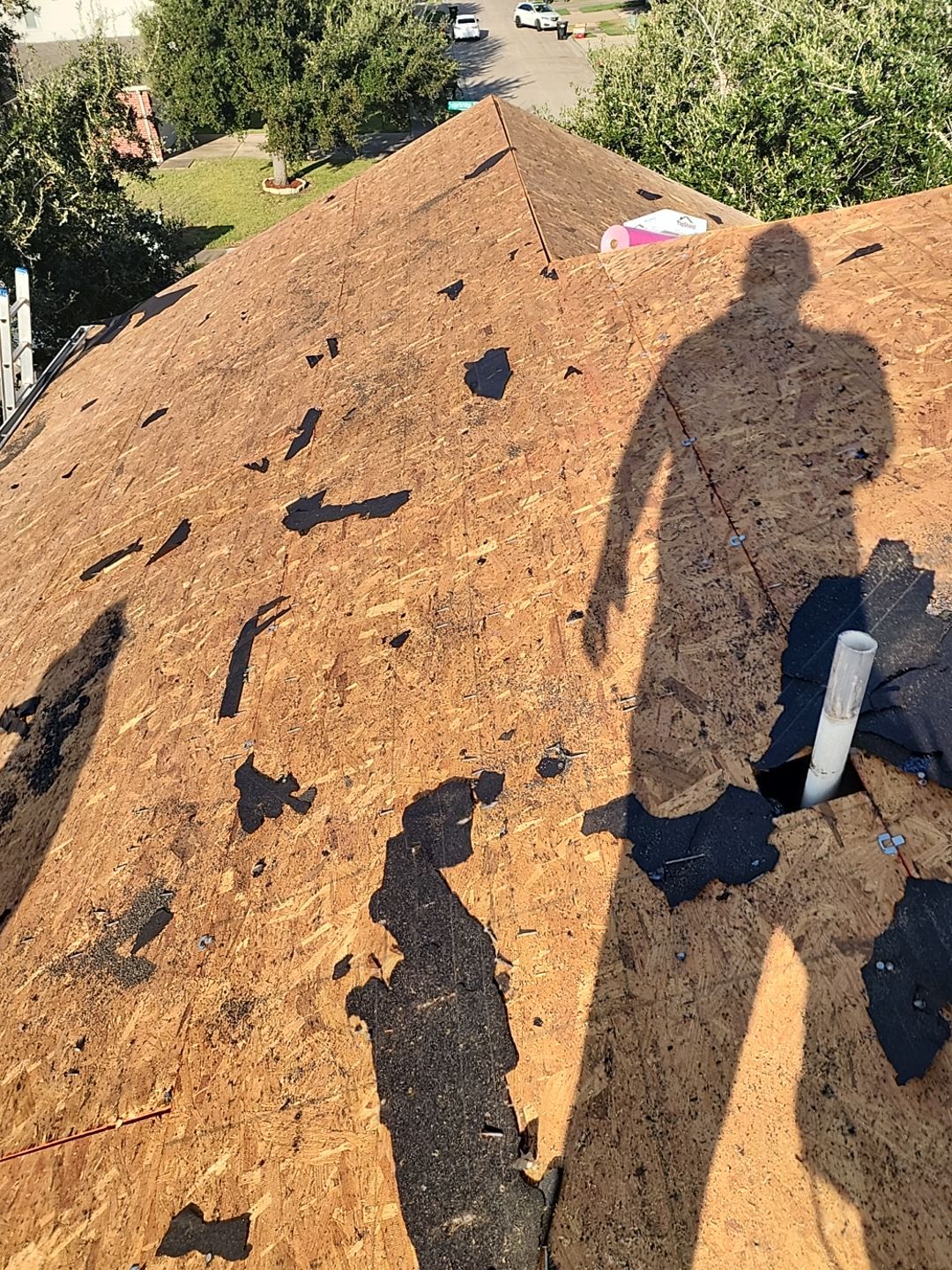 Residential Roofing Installation using Owen's Corning Duration (Lifetime) Shingles by Roof Repair Company
