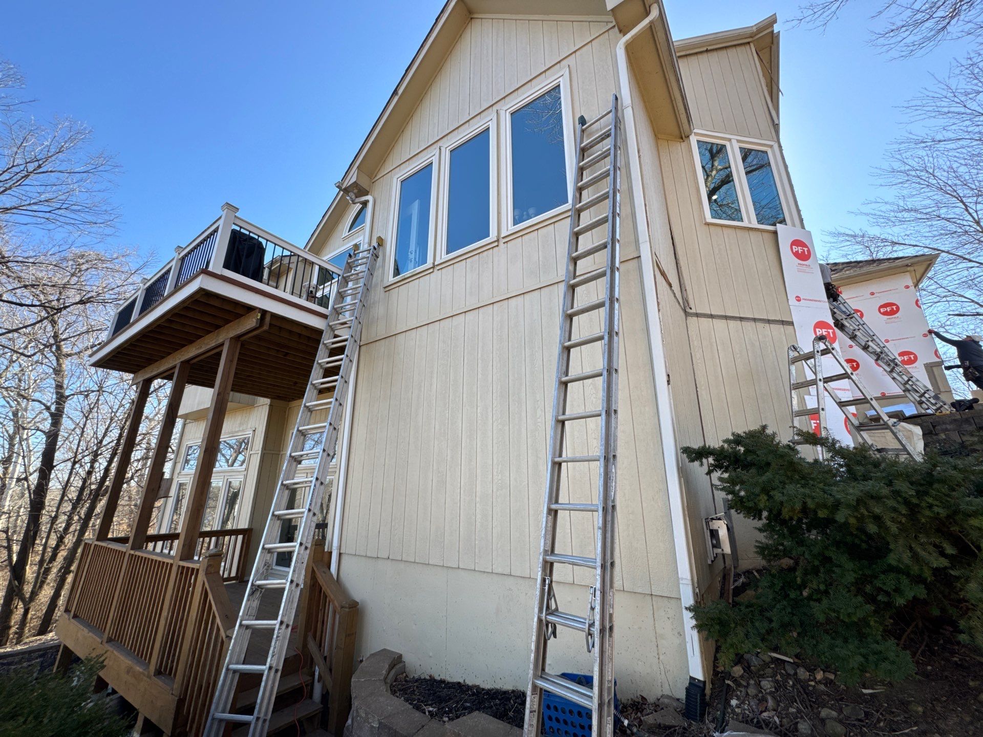 Siding Installation using Clay Market Square by EEC Windows, Siding & Roofing