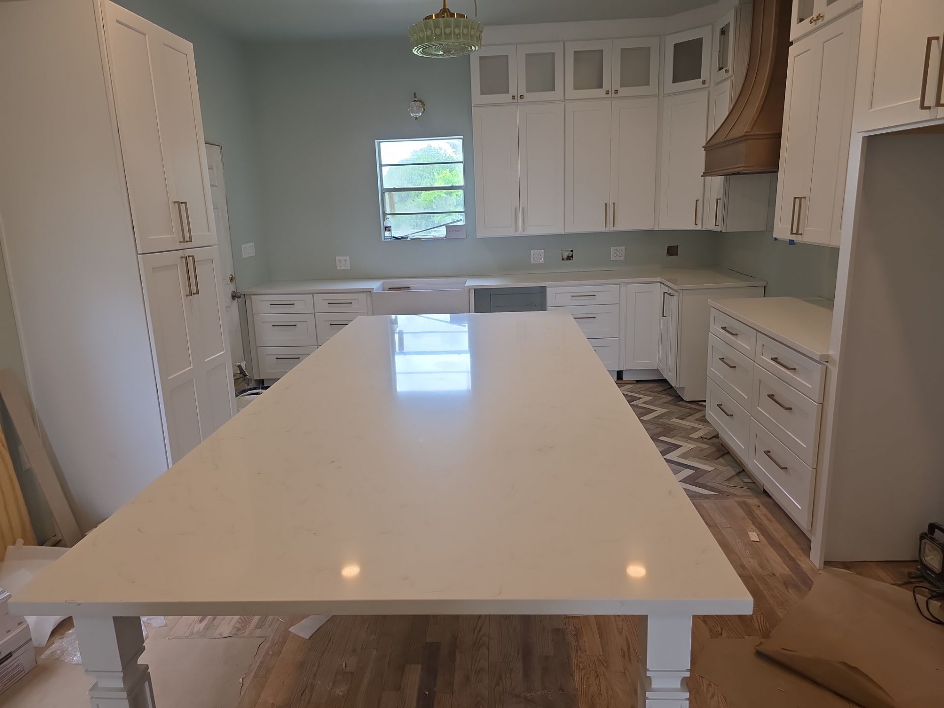 Quartz Countertop Installation in Cache by TNT Countertops