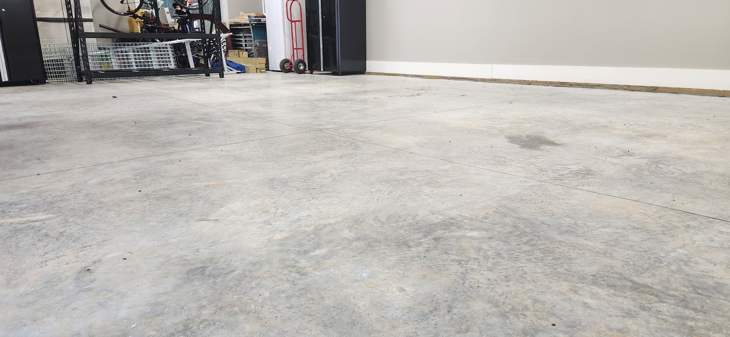 Standalone garage in the Jasper Highlands neighborhood! by Elite Floor Solutions