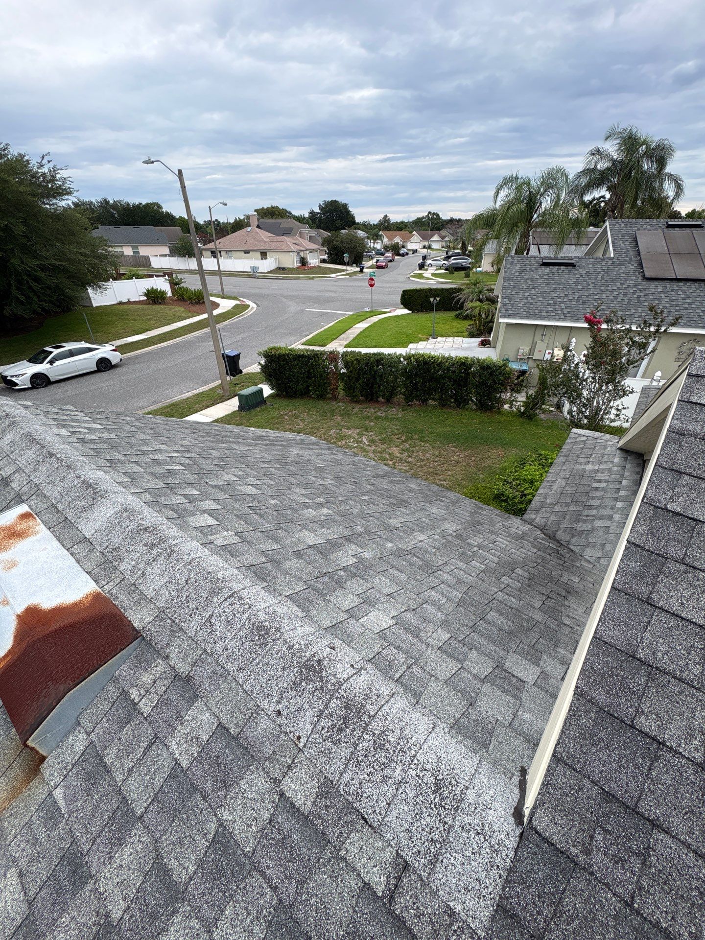 Orlando Residential Roof Replacement With Pinnacle Pristine Majestic Shake by Pinnacle Roofing Group