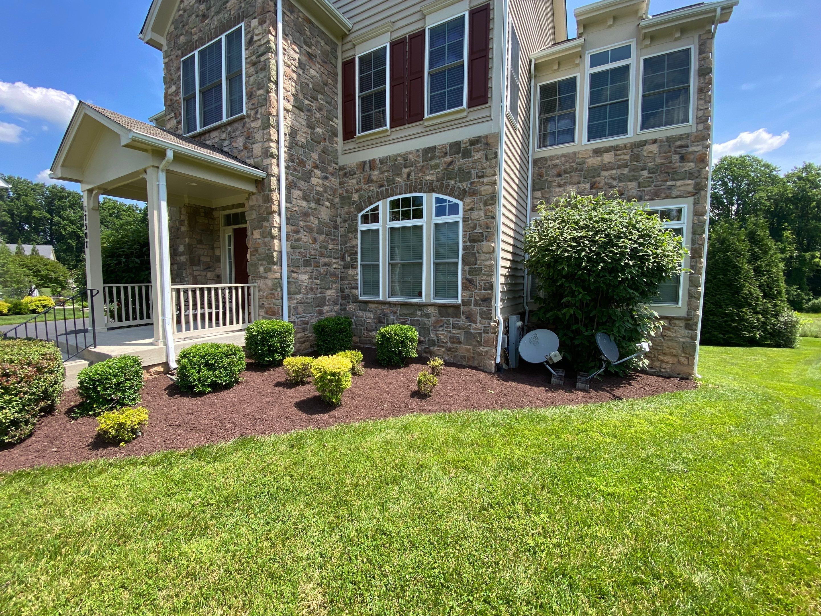 Landscape Cleanup & Mulch  by The Smet Companies, LLC