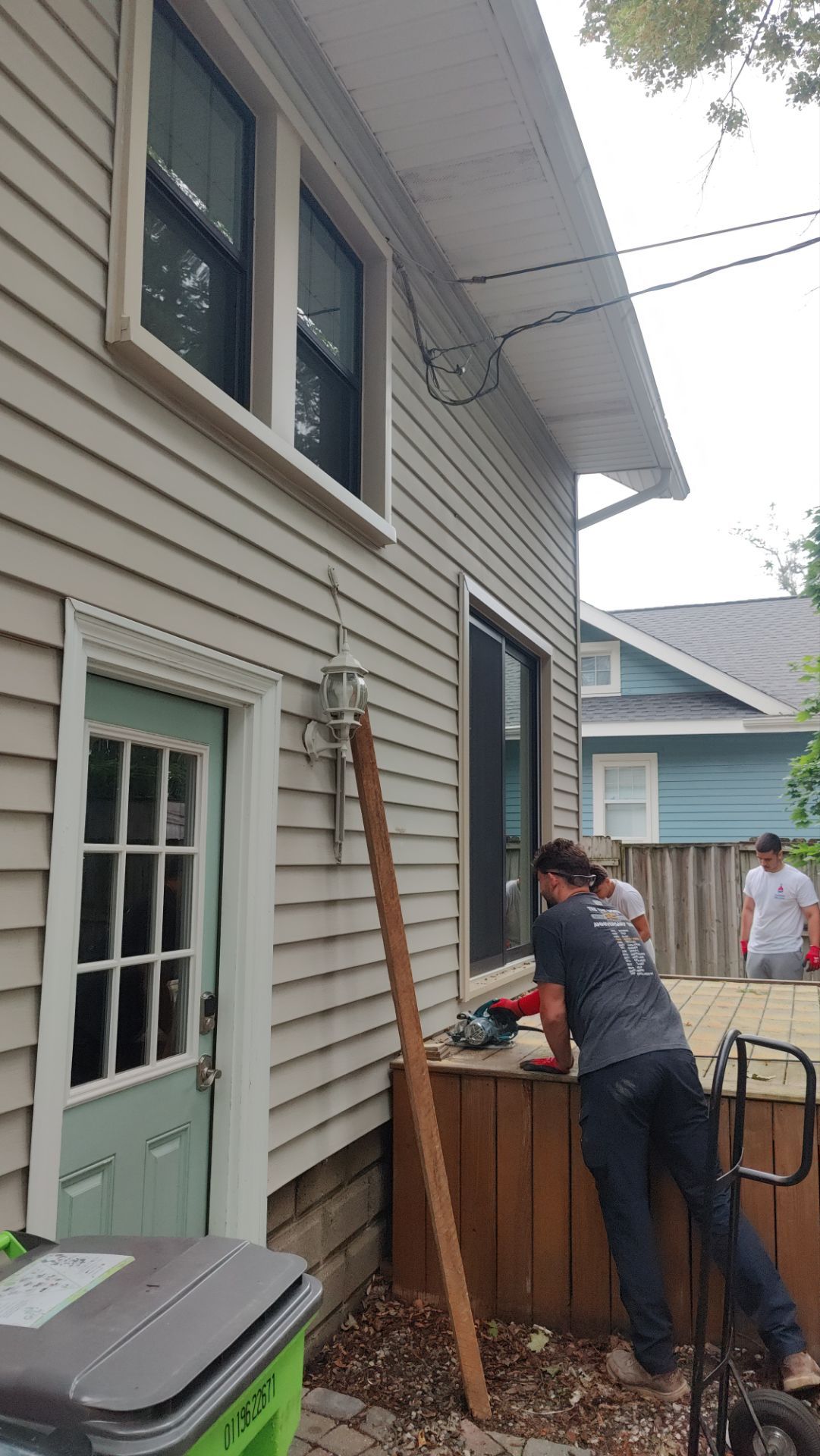 Siding Replacement using Alside Charter Oak D4.5" Deep Moss by 180 Contractors
