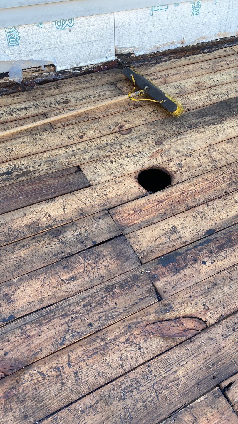 Owens Corning Duration Designer - Black Sable by A Plus Exterior