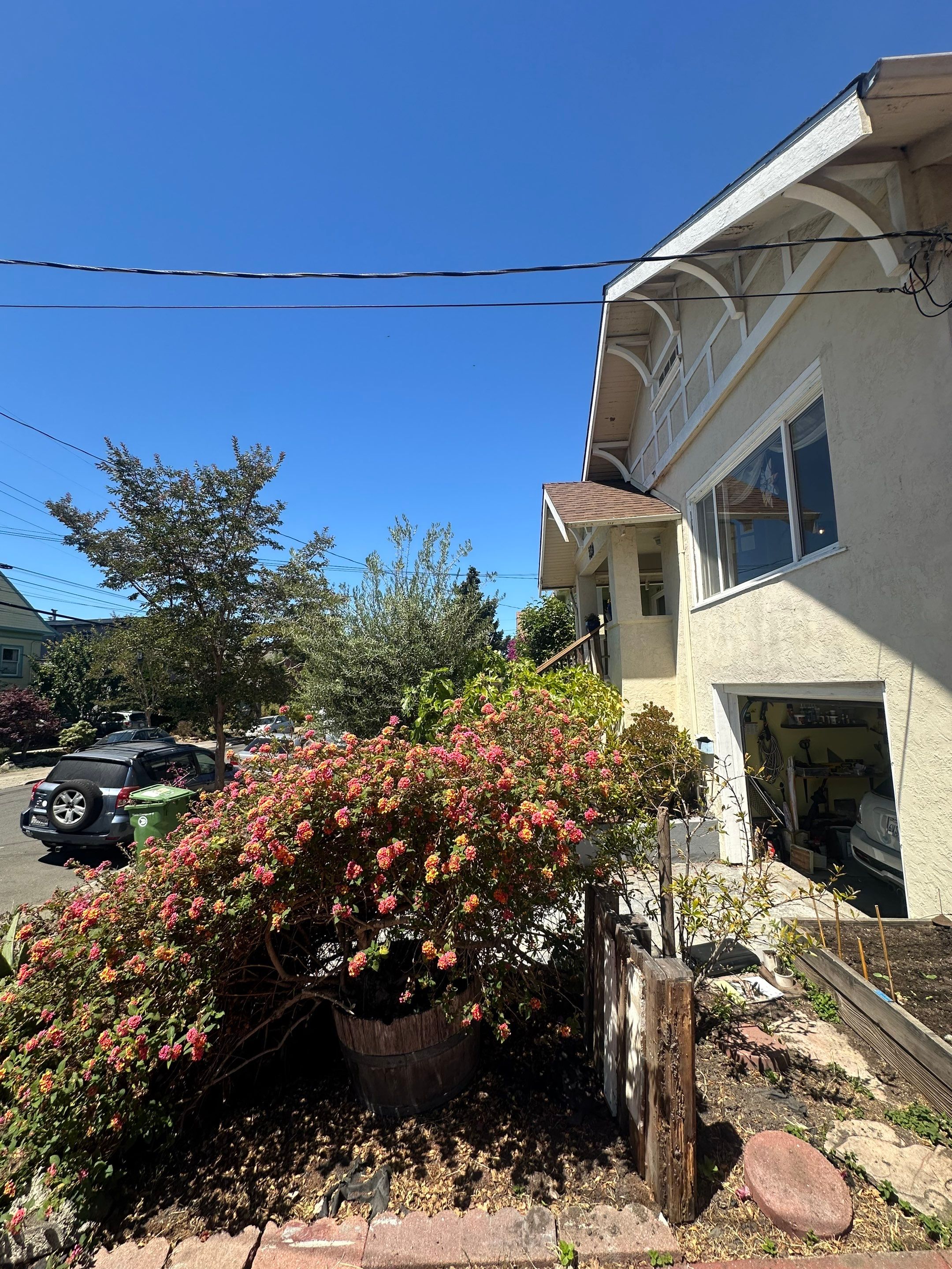 Poirier St, Oakland by Golden State Builders Group