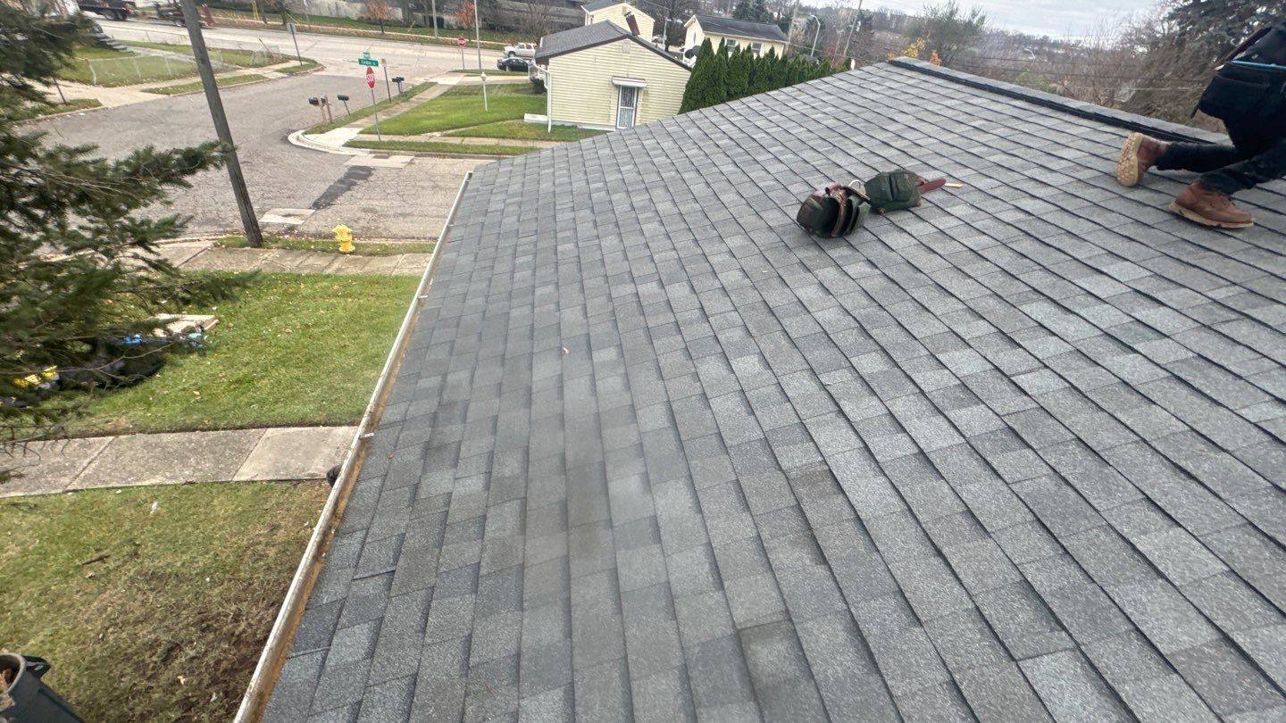 Roof Replacement using CertainTeed Landmark by 180 Contractors