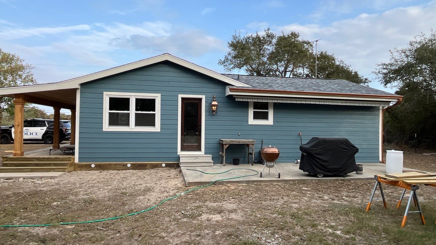 Customized Cabin by Bayfront Roofing and Construction
