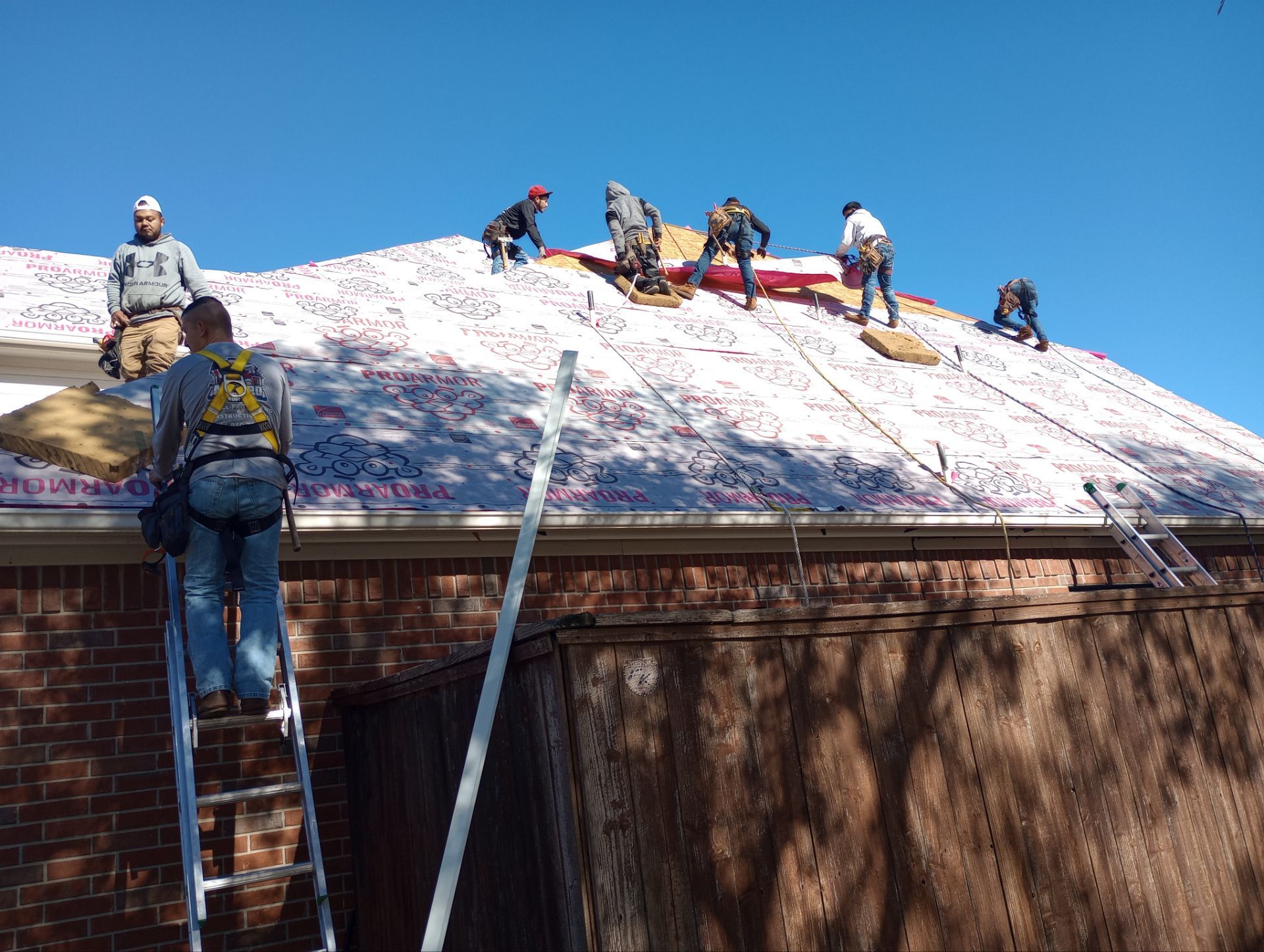 Residential Roofing Installation using Owen's Corning Duration (Lifetime) Shingles by Roof Repair Company
