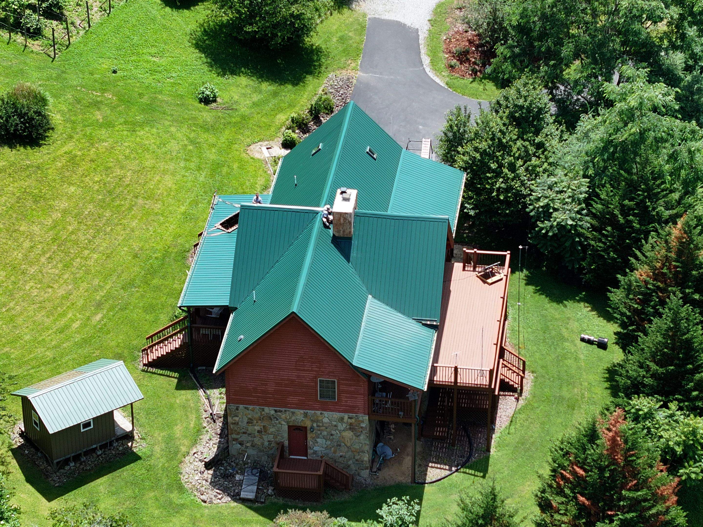 Crigger Residence by Omnia Roofing