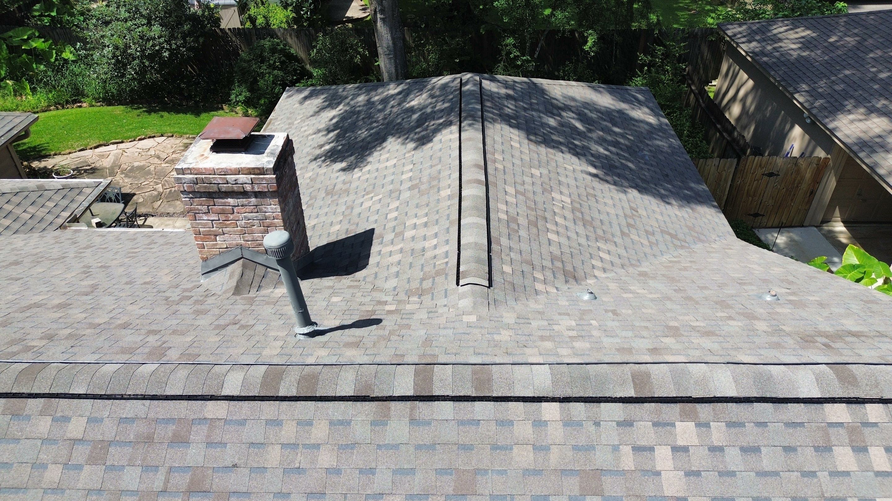 Kingwood Roof Installation using Atlas Pinnacle Pristine by Modern BYLT Roofing & Construction