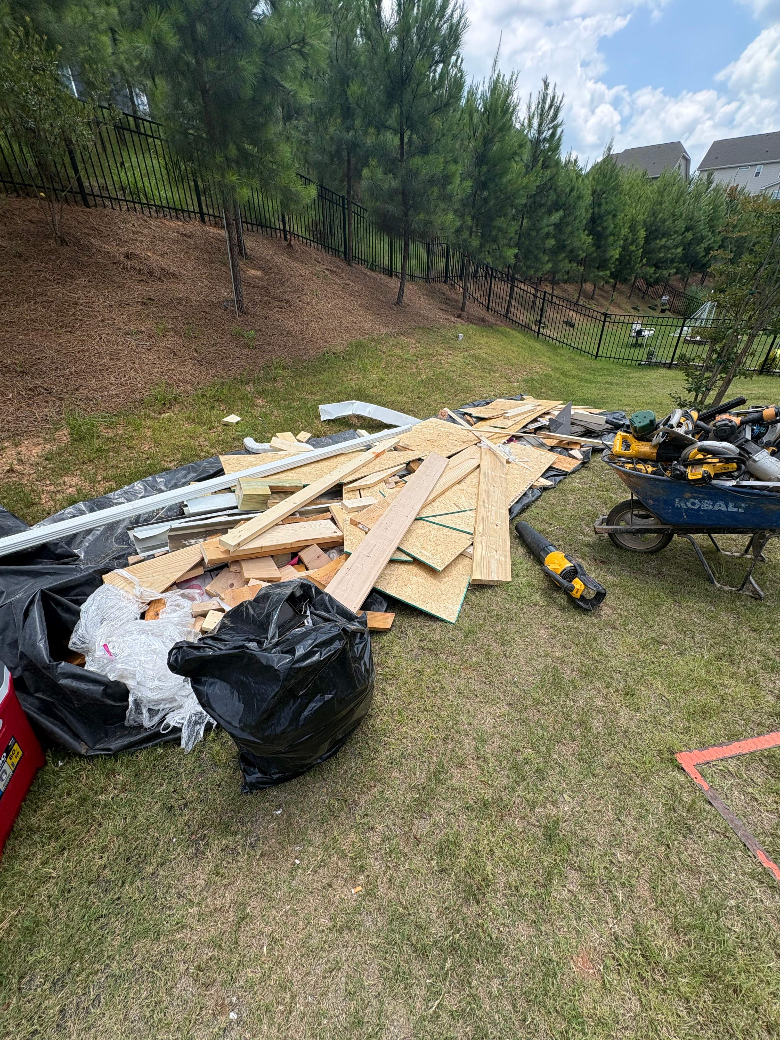 KB Home Improvement by Badger Hauling