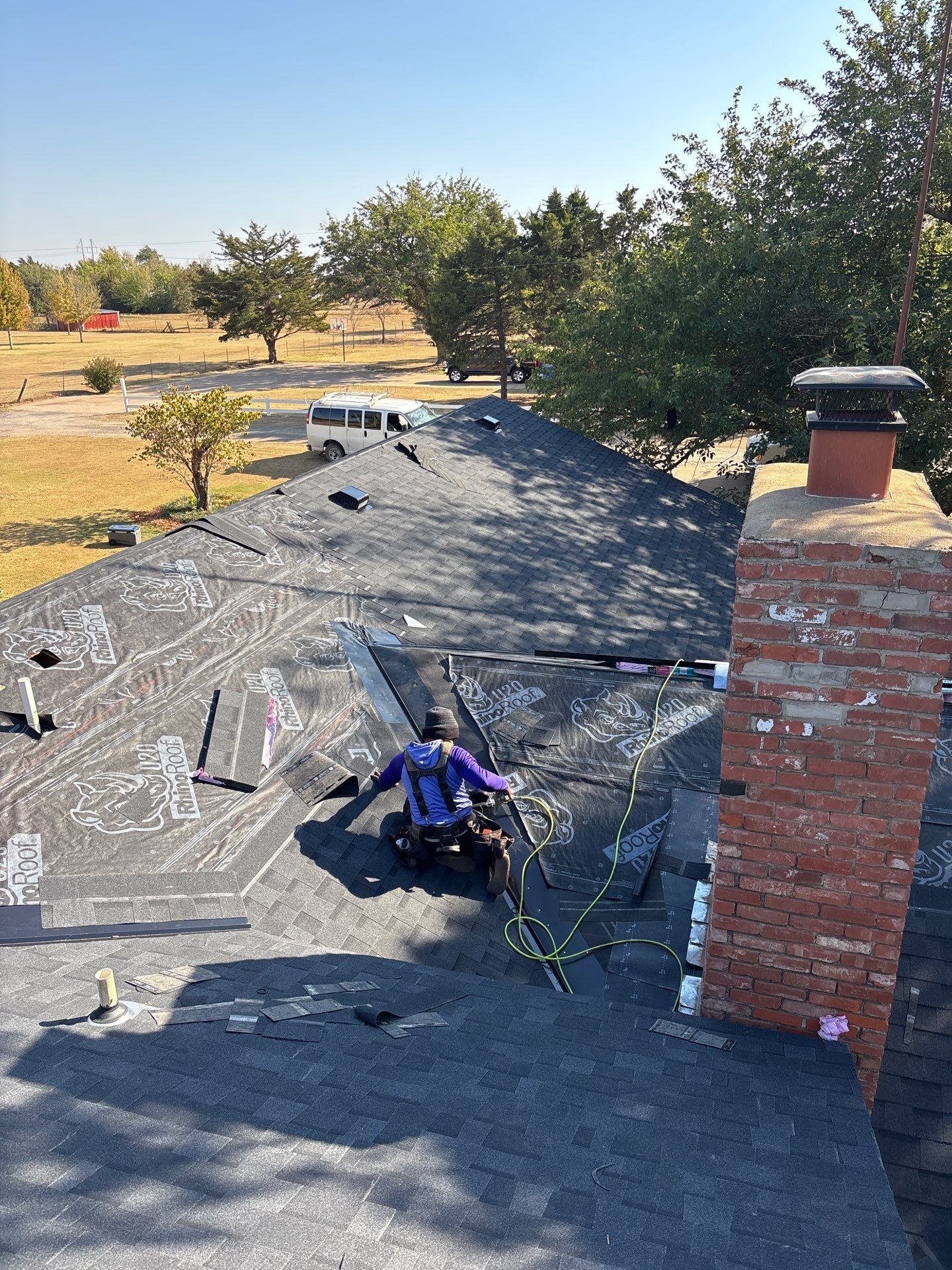 Owens Corning - Onyx Black by Frontline Roofing and Construction
