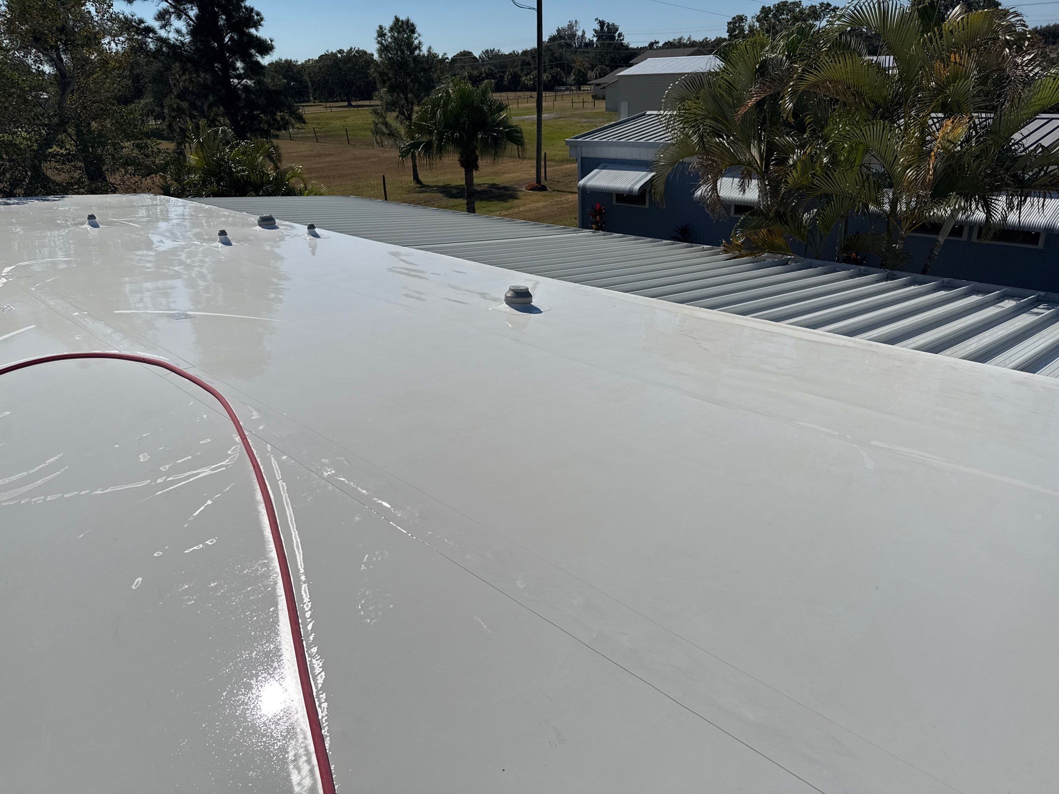 π TPO Roof Looking Like New Again! by Sunshine AquaWash