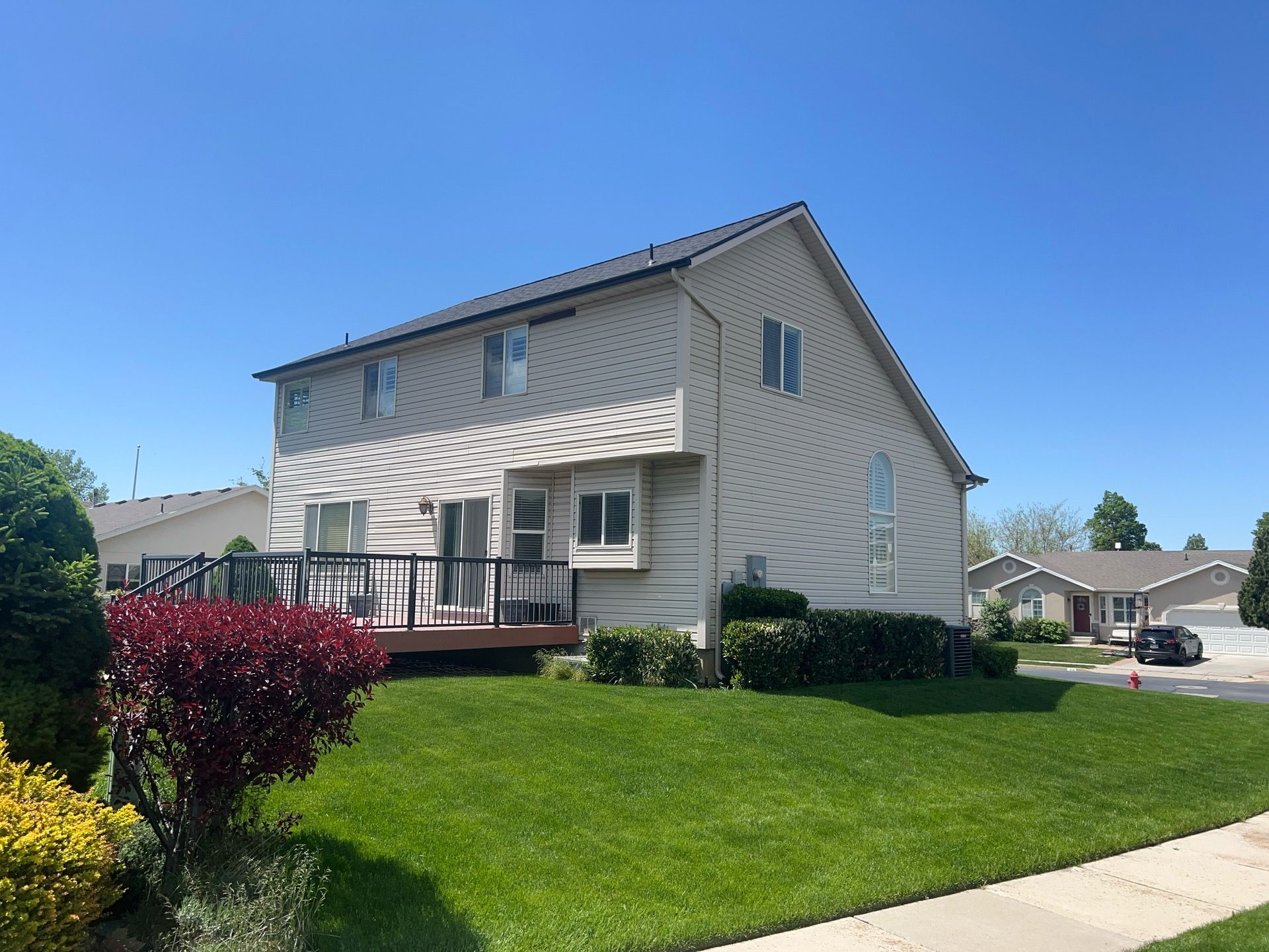 Farmington | Stucco/Vinyl Demo & Hardie Conversion | Cobble Stone & Black by Ideal Siding Utah