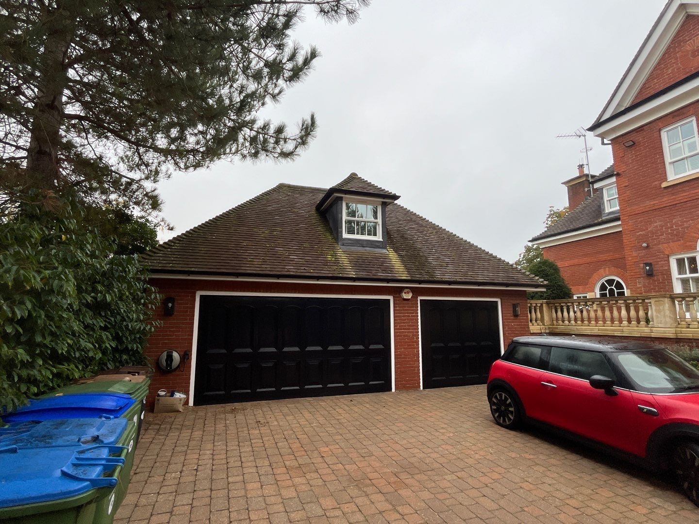 Roof Clean  - Moss Removal - Gutter Clean using Honda 15lpm Low Pressure Washing Machine by Ges Exterior Cleaning ltd