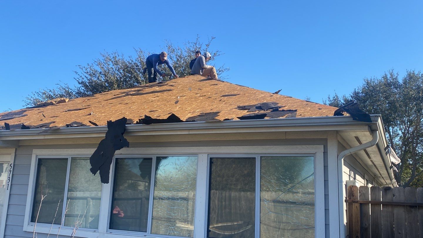 Hail Damage using Owen's Corning Duration (Lifetime) Shingles by Roof Repair Company
