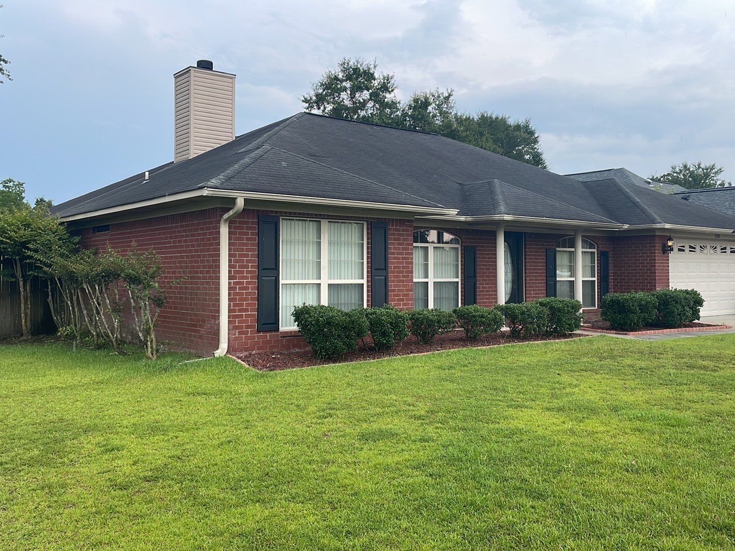 Residential Roofing Installation using Atlas Pinnacle Pristine  by Talya Roofing