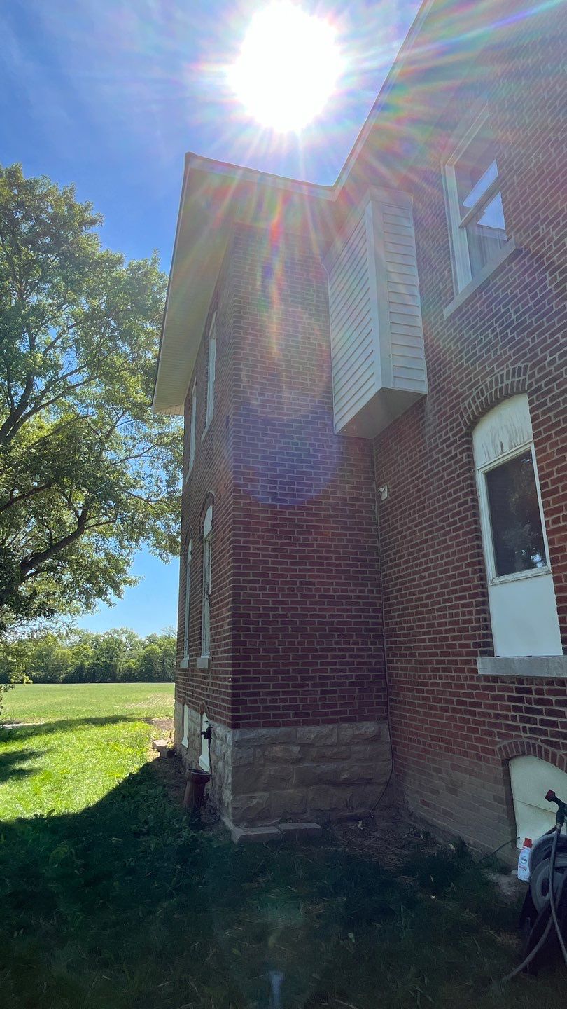 Soffit/fascia/gutter replacement by Nitro Roofing and Construction